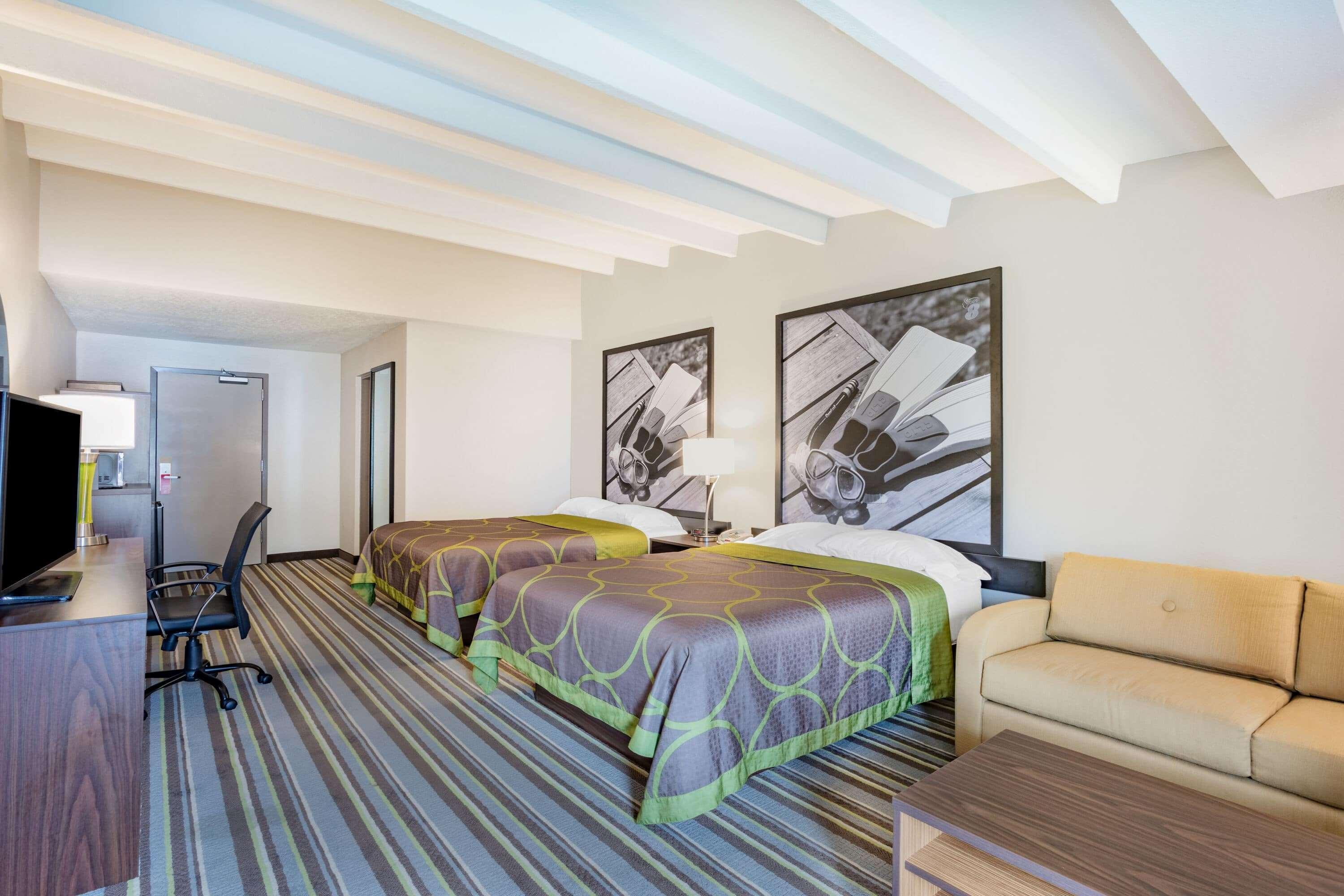 Super 8 By Wyndham Melbourne