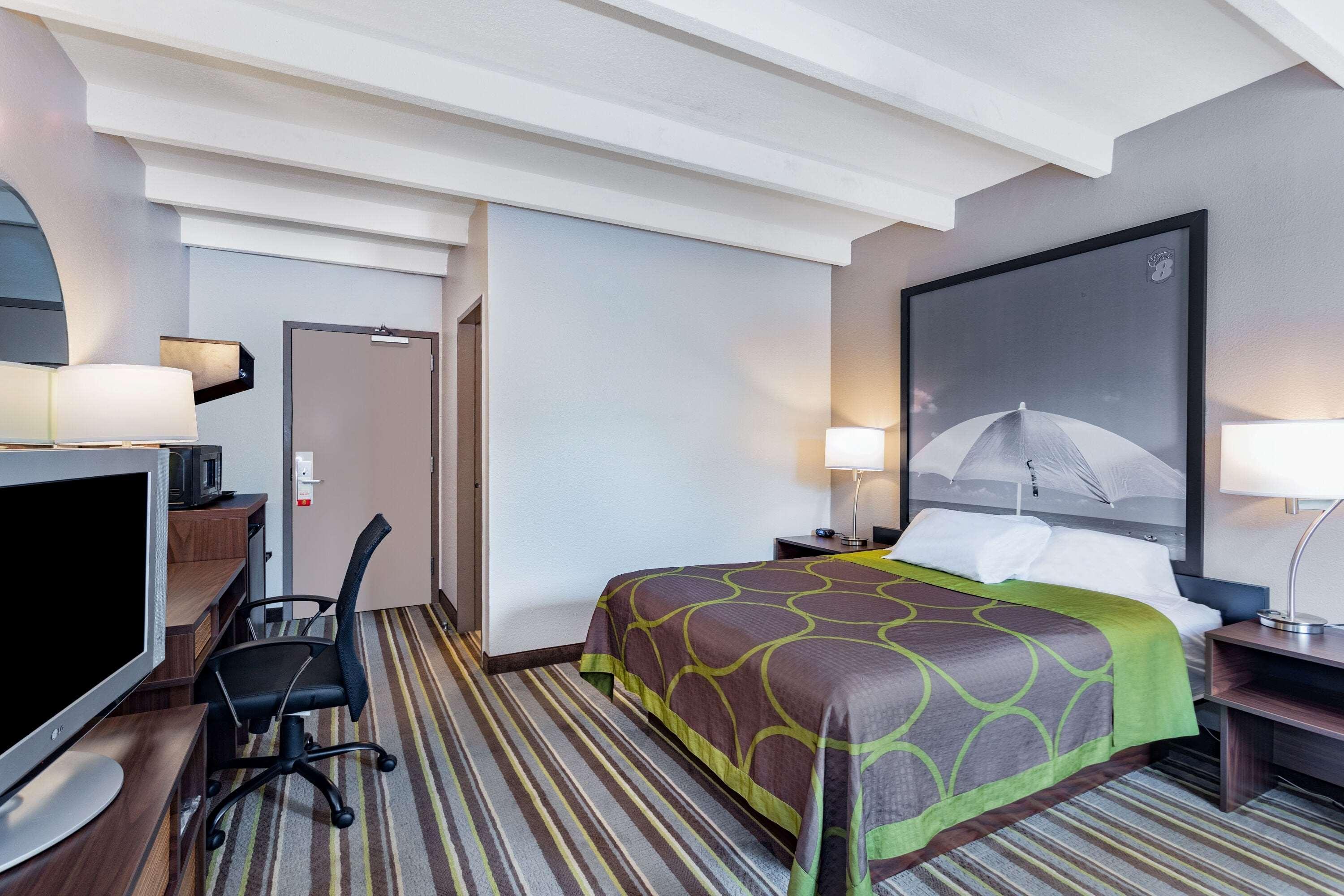 Super 8 By Wyndham 2*