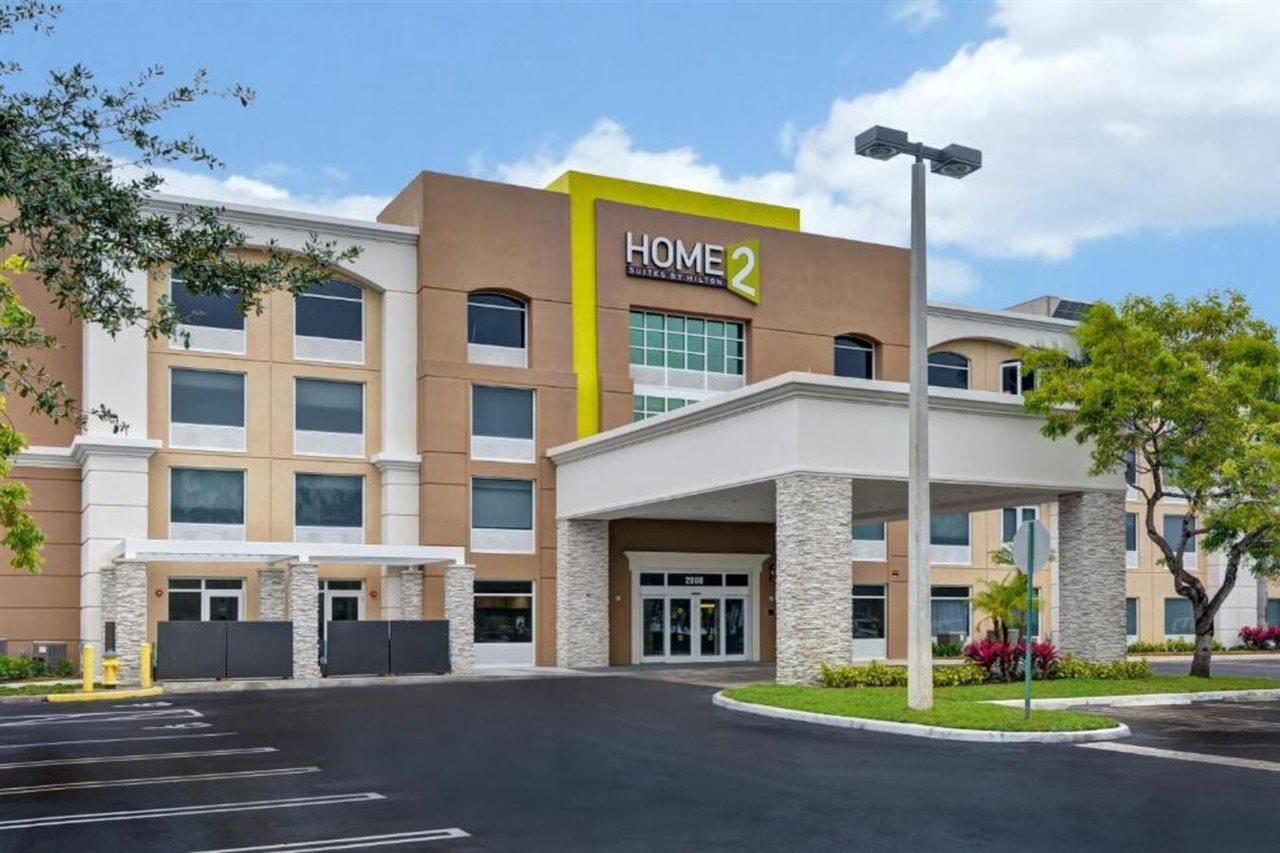 Home2 By Hilton Ft. Lauderdale Hotel 3*