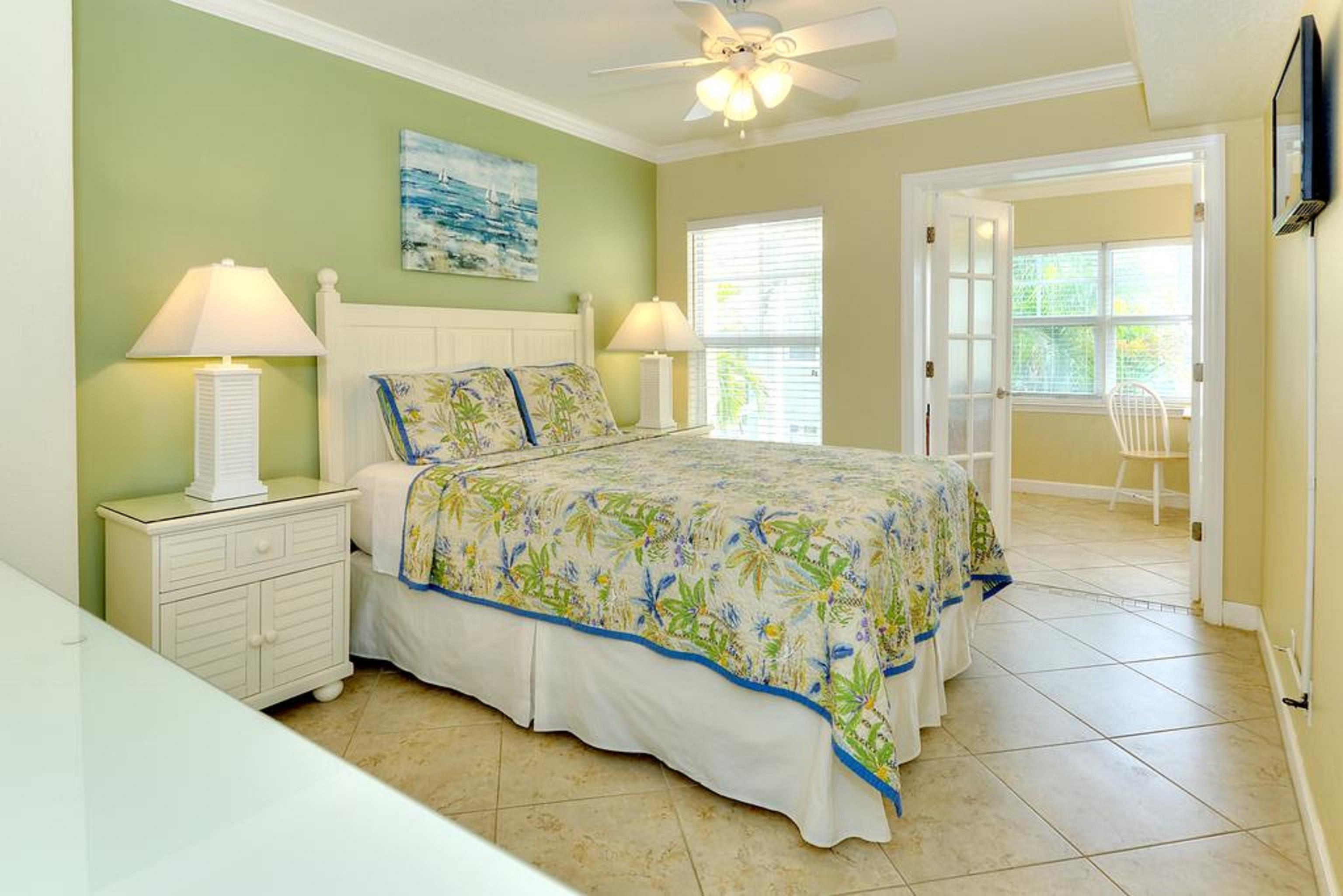 Barefoot 4* Clearwater Beach