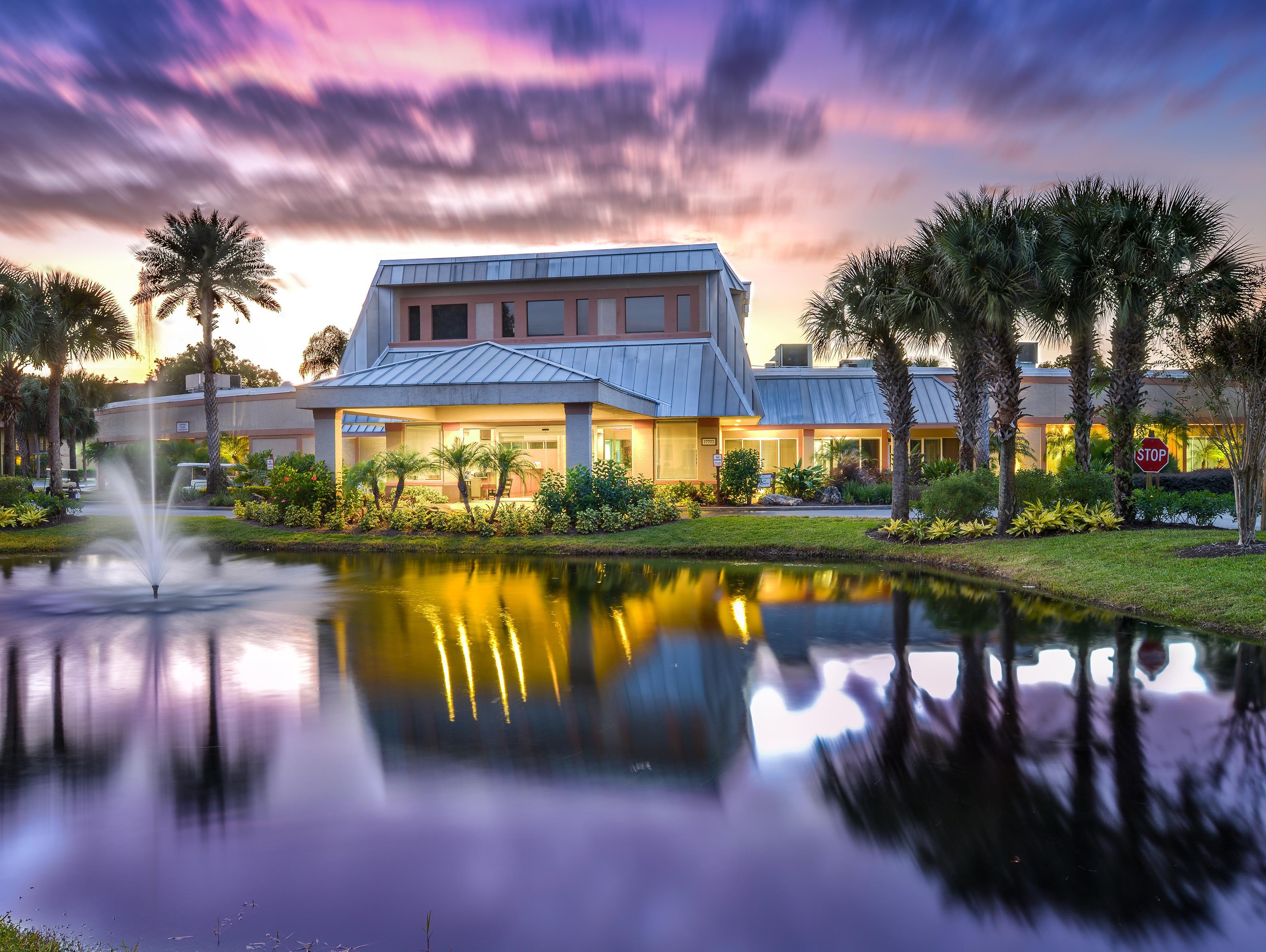 Hilton Vacation Club Aqua Sol Orlando West Four Corners