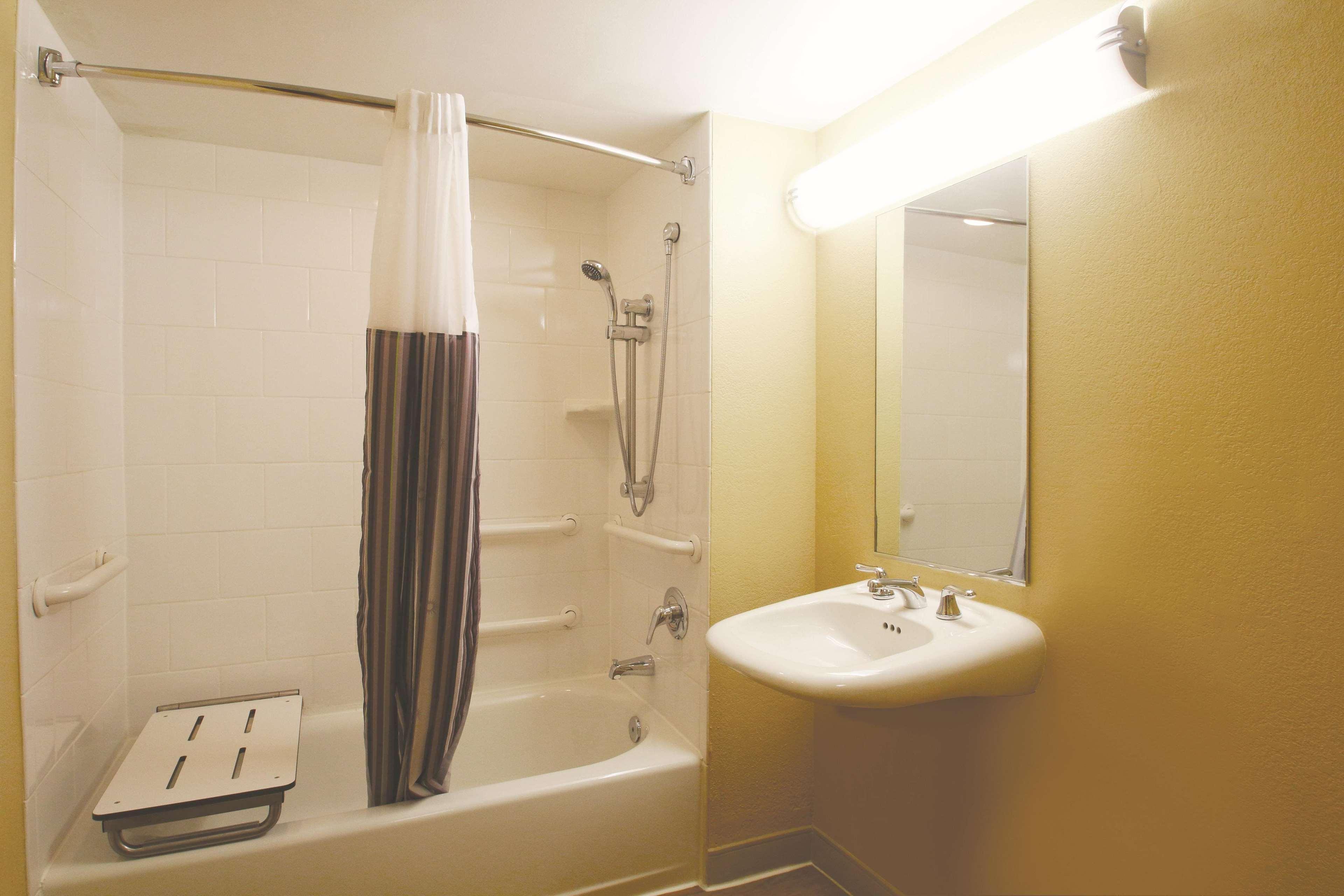 La Quinta By Wyndham South Hotel