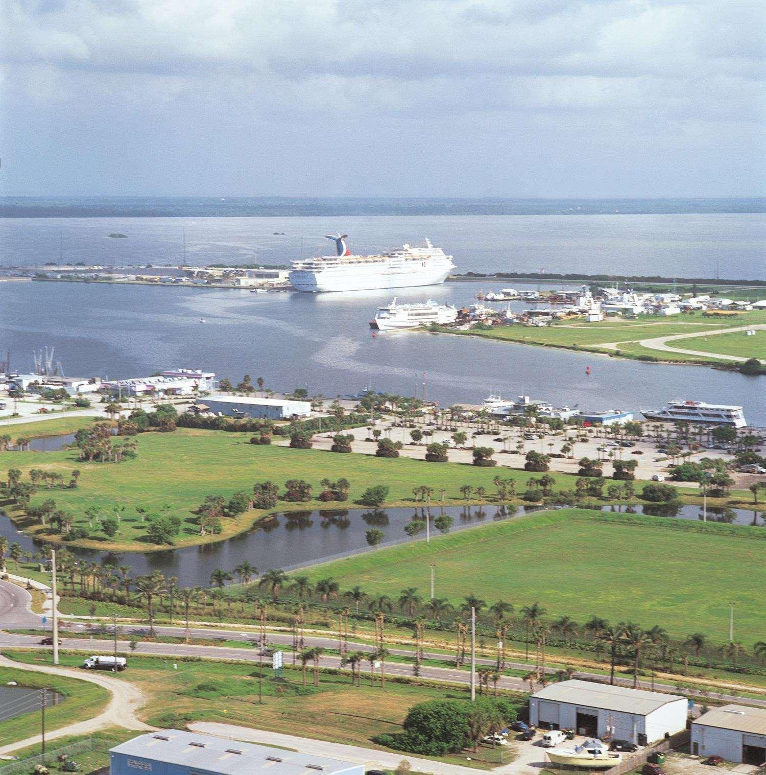 Hotel Hampton Cocoa 3*
