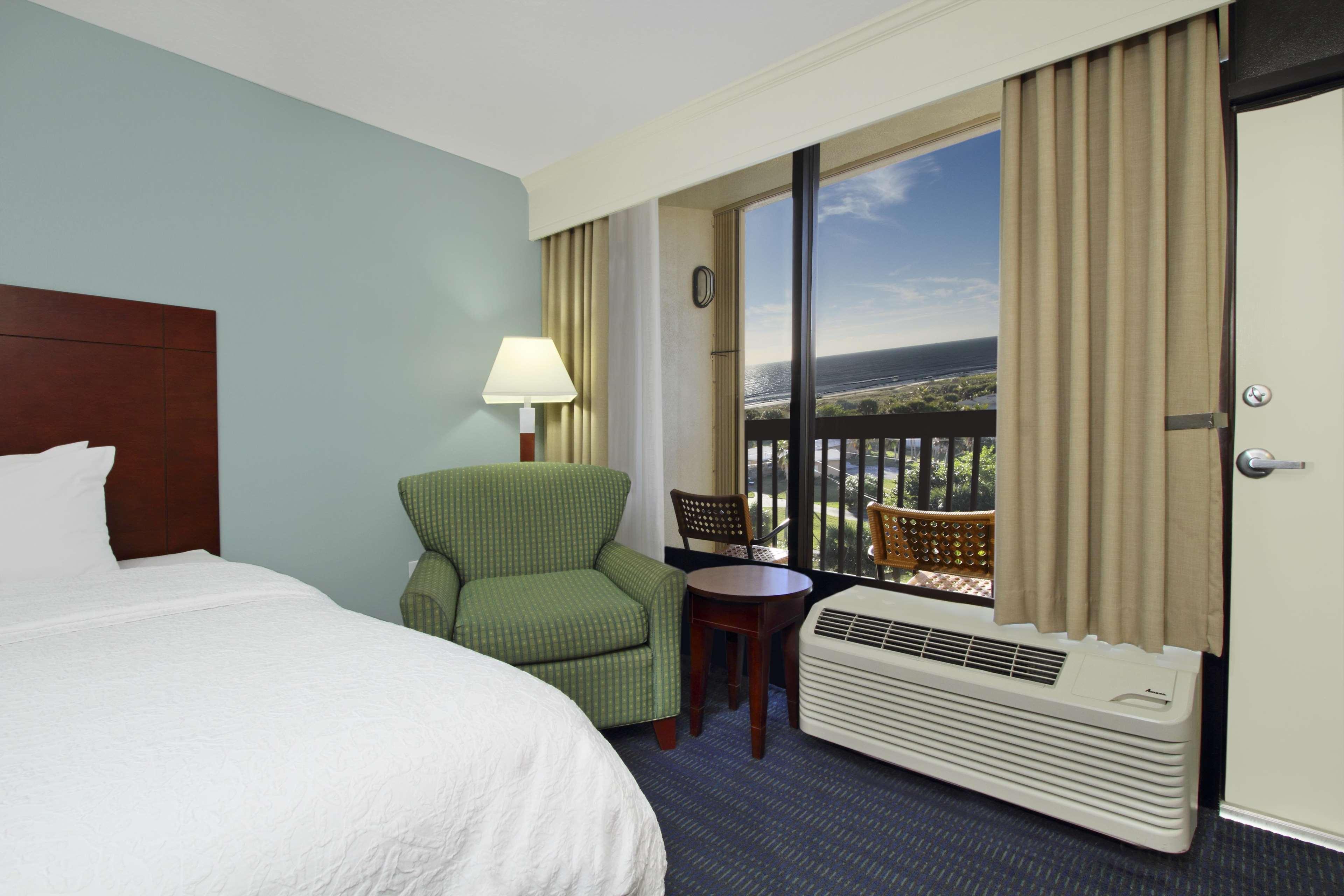 Hampton Cocoa Hotel