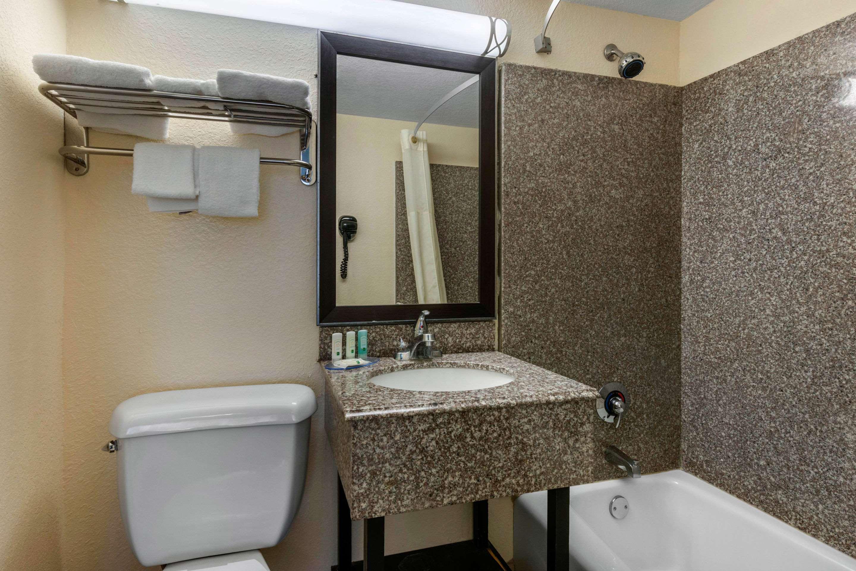 Quality Daytona Oceanfront Inn Daytona Beach