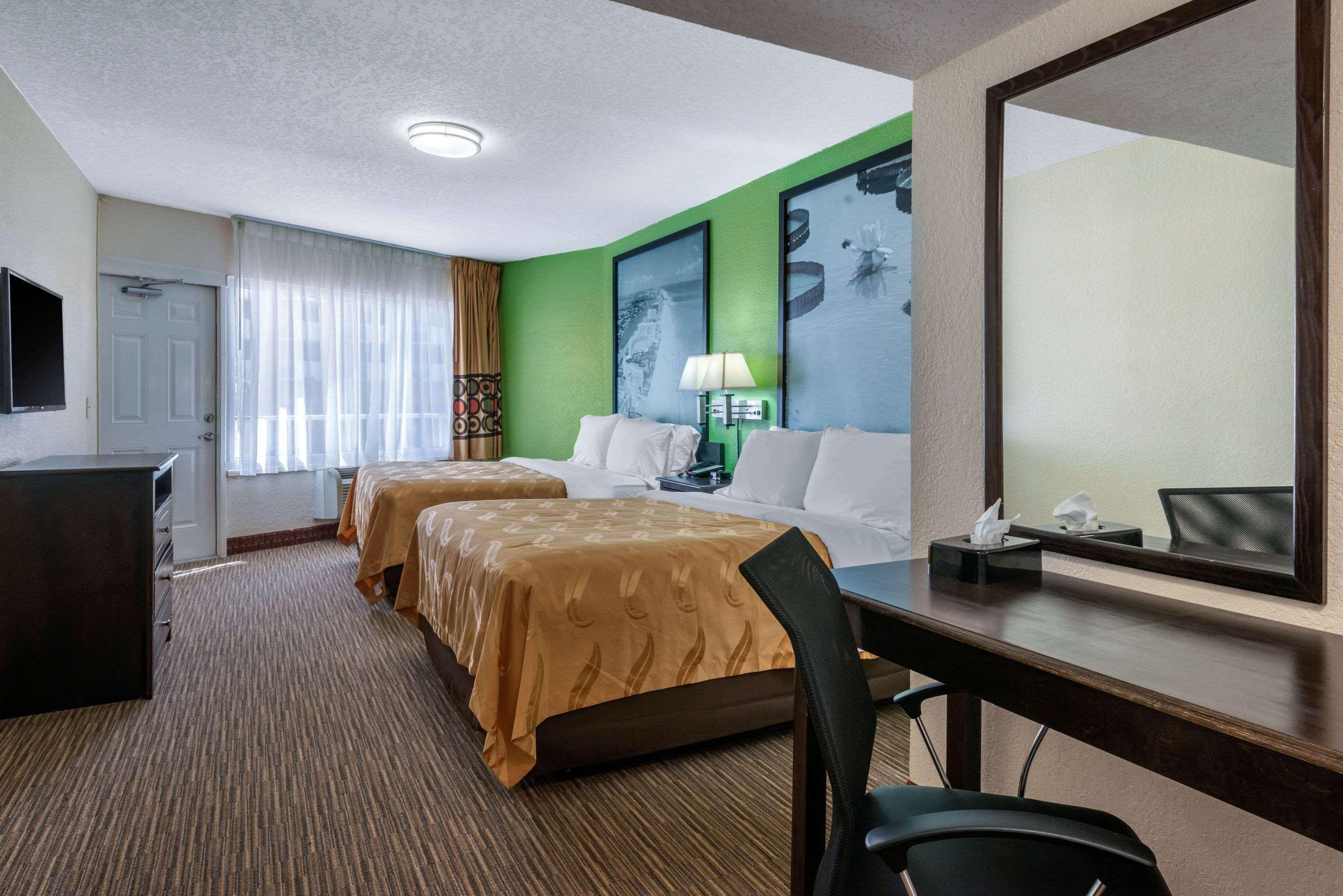 Inn Quality Daytona Oceanfront