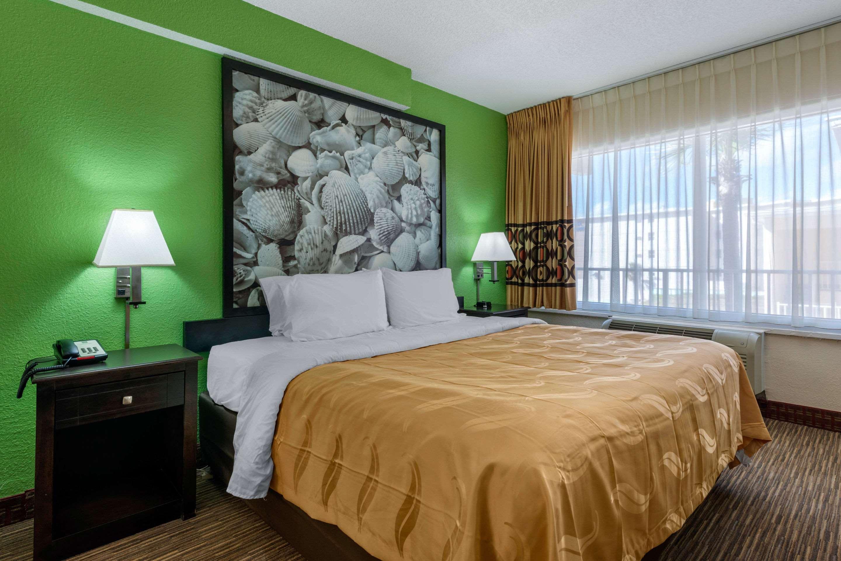 Inn Quality Daytona Oceanfront
