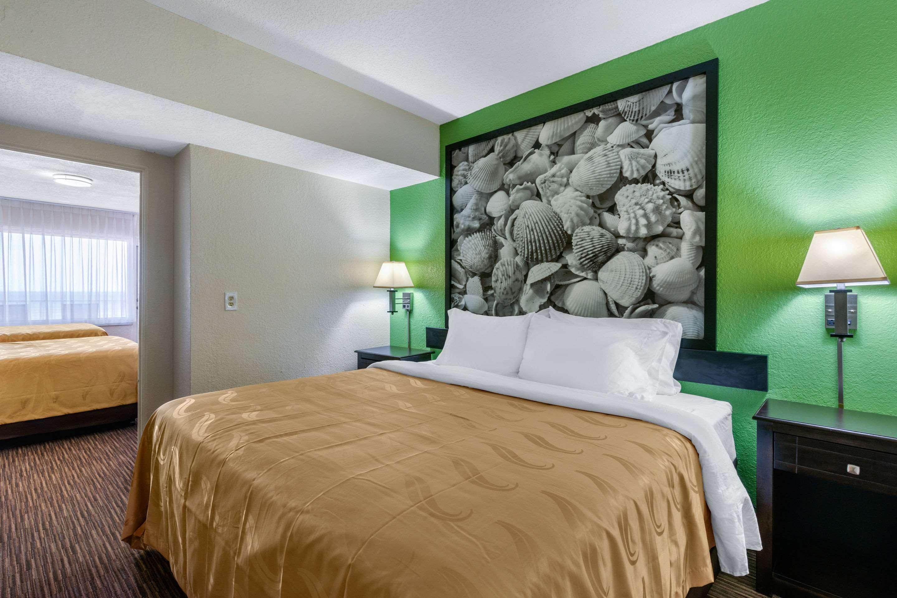 Quality Daytona Oceanfront Inn 2*