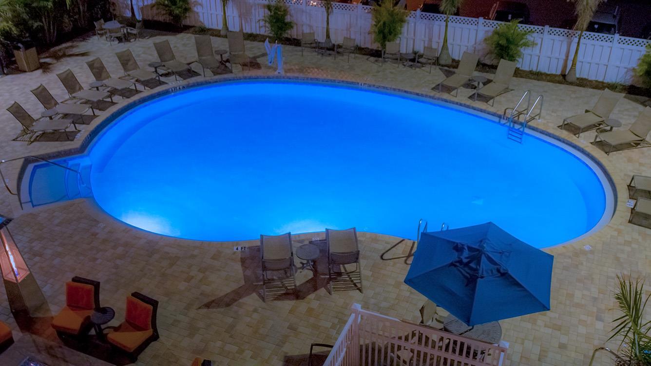 Hotel Spark By Hilton Sarasota Siesta Key Gateway Point O'Rocks