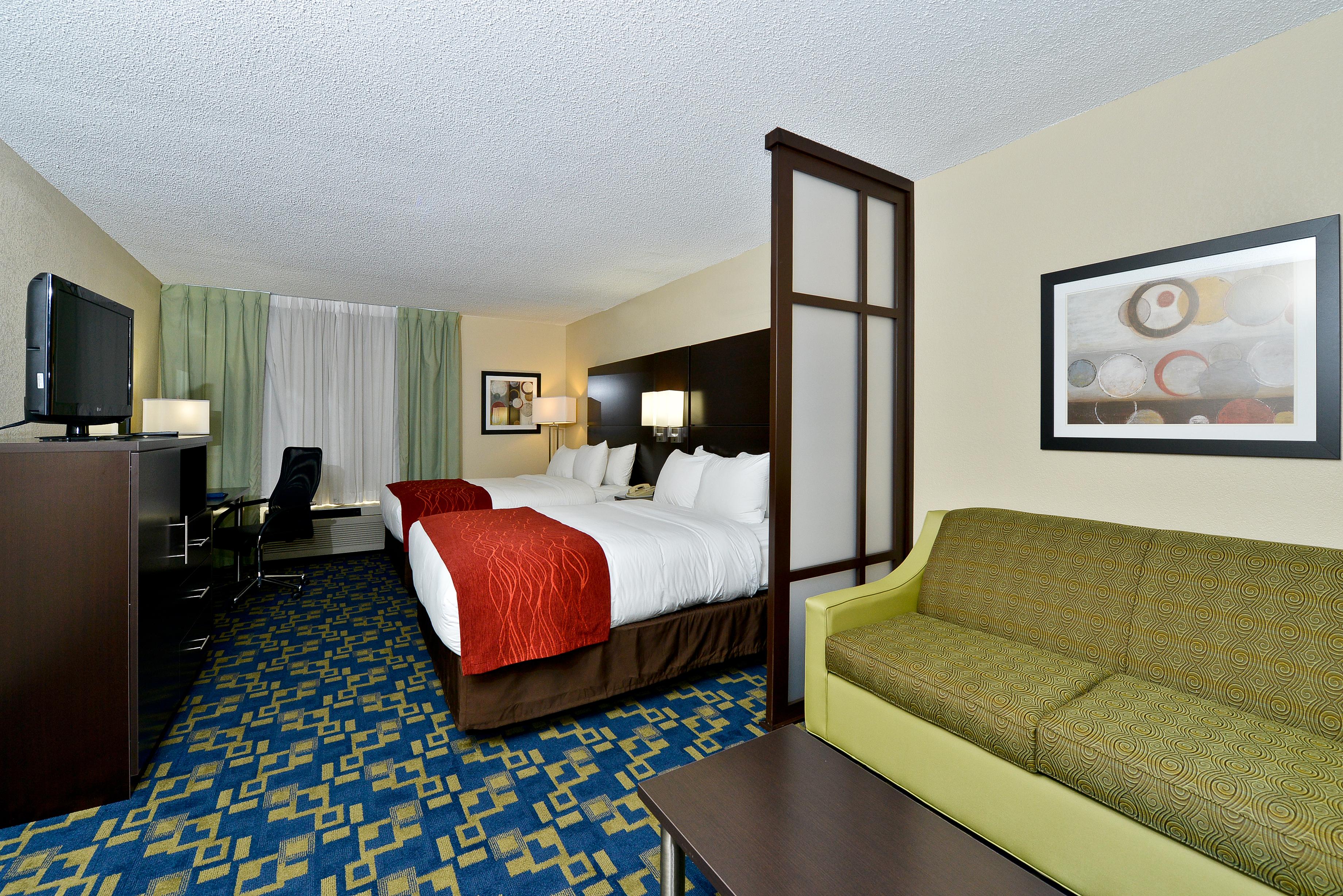 Comfort & Near Universal Resort-convention Ctr 3*
