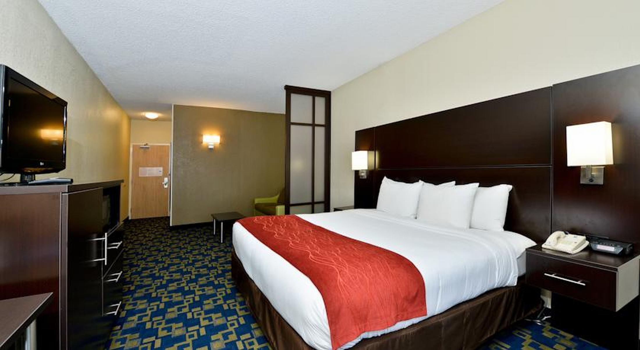 Comfort & Near Universal Resort-convention Ctr Hotel 3*