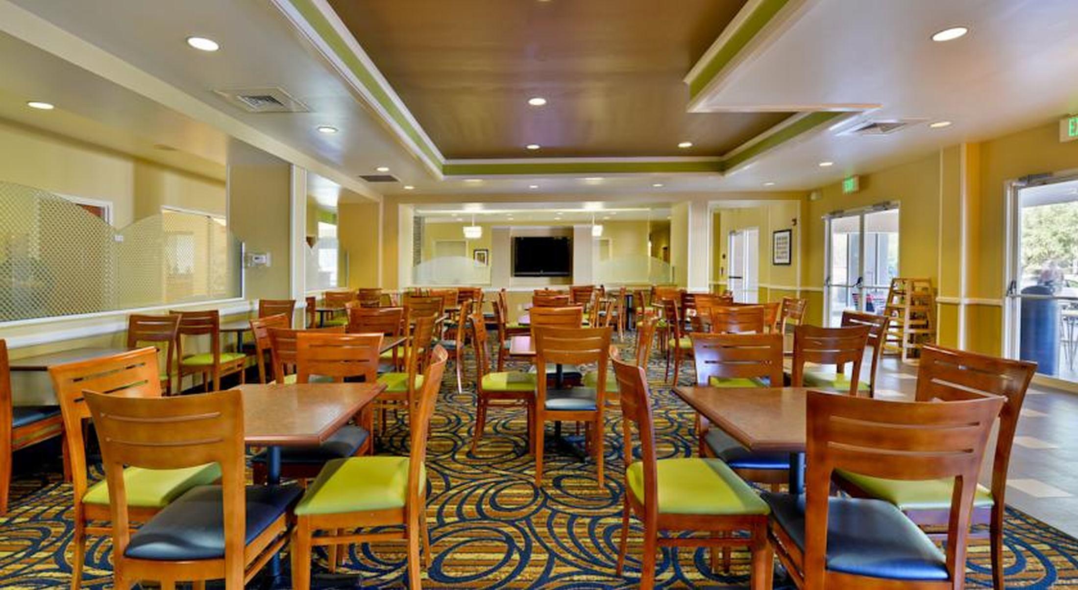 Hotel Comfort & Near Universal Resort-convention Ctr Orlando