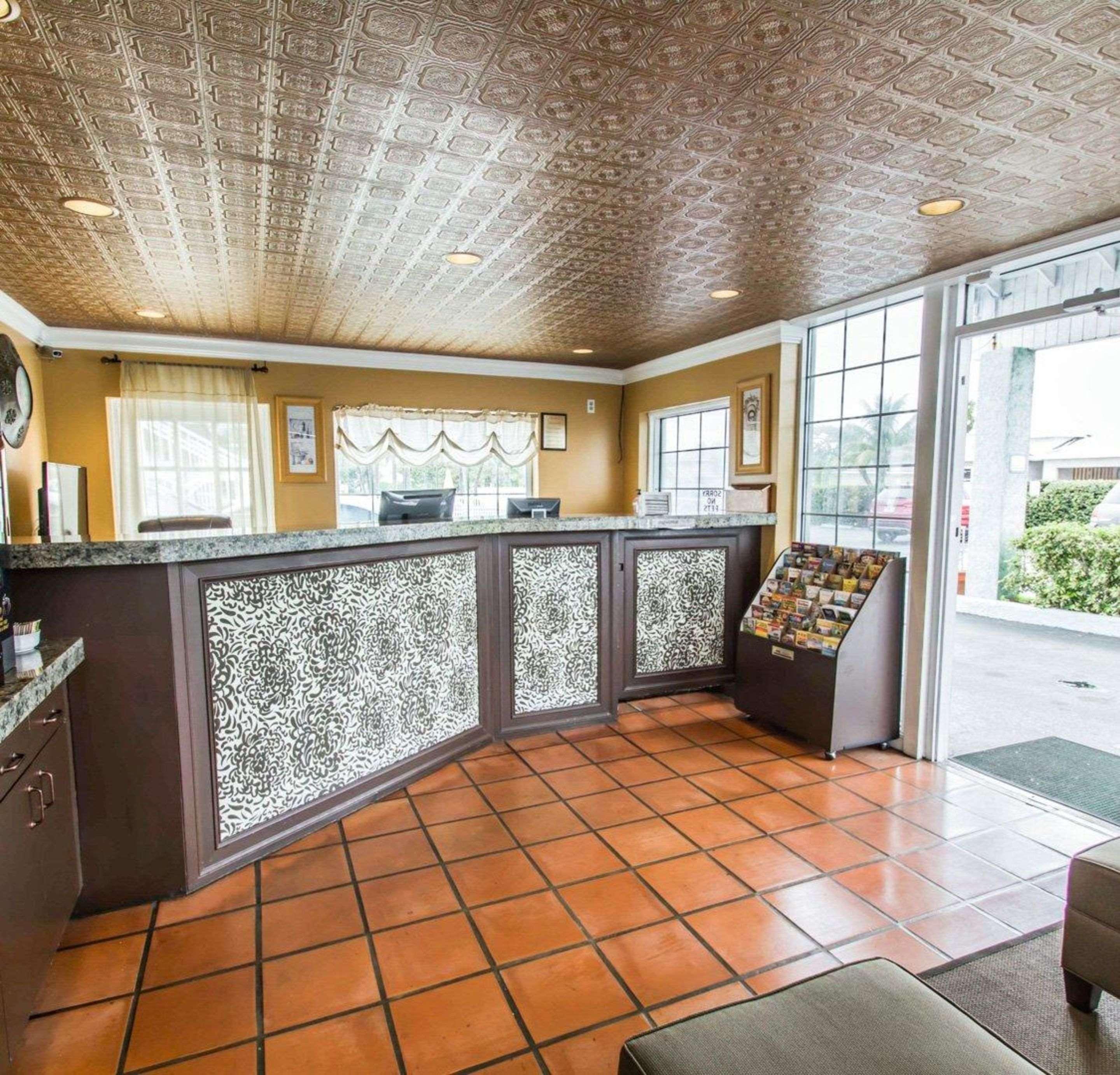 Lodge Econo Cocoa - Near The Port *