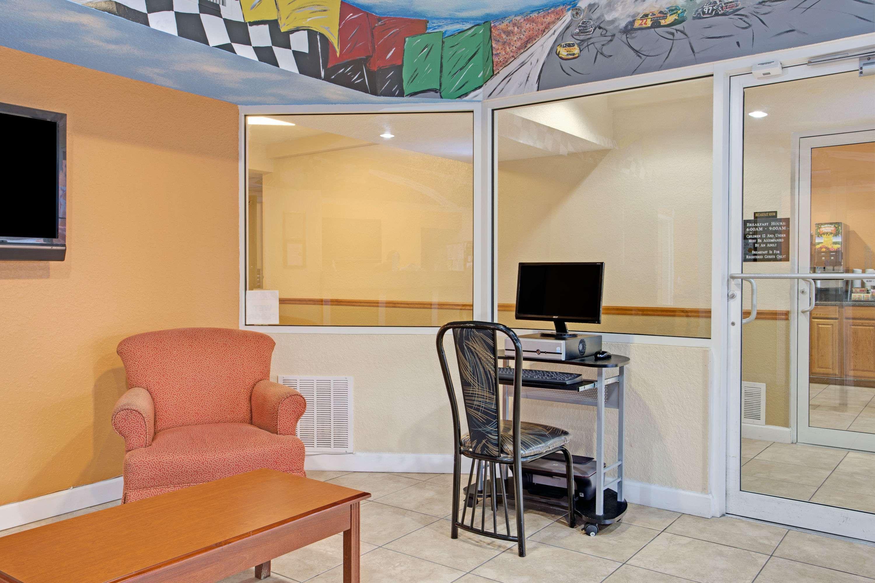 Super 8 By Wyndham Daytona Daytona Beach