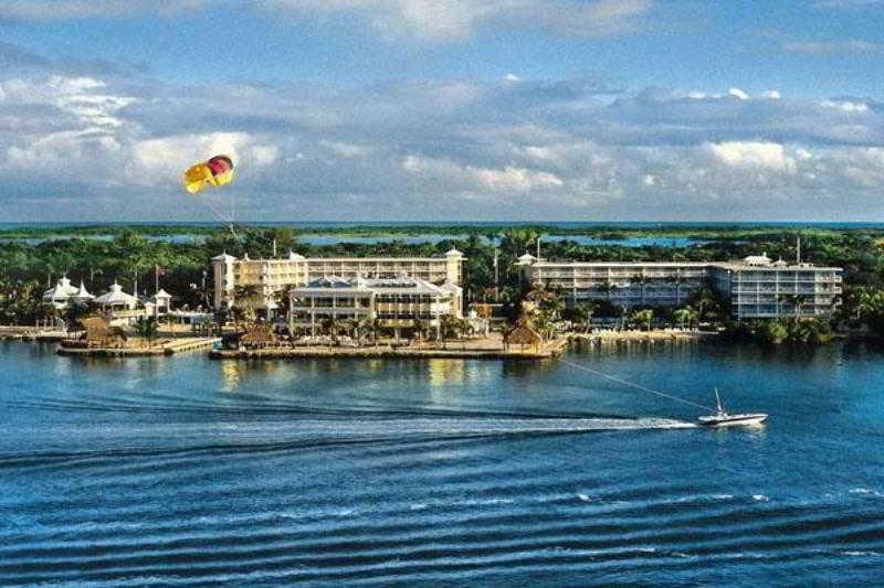 Reefhouse And Marina