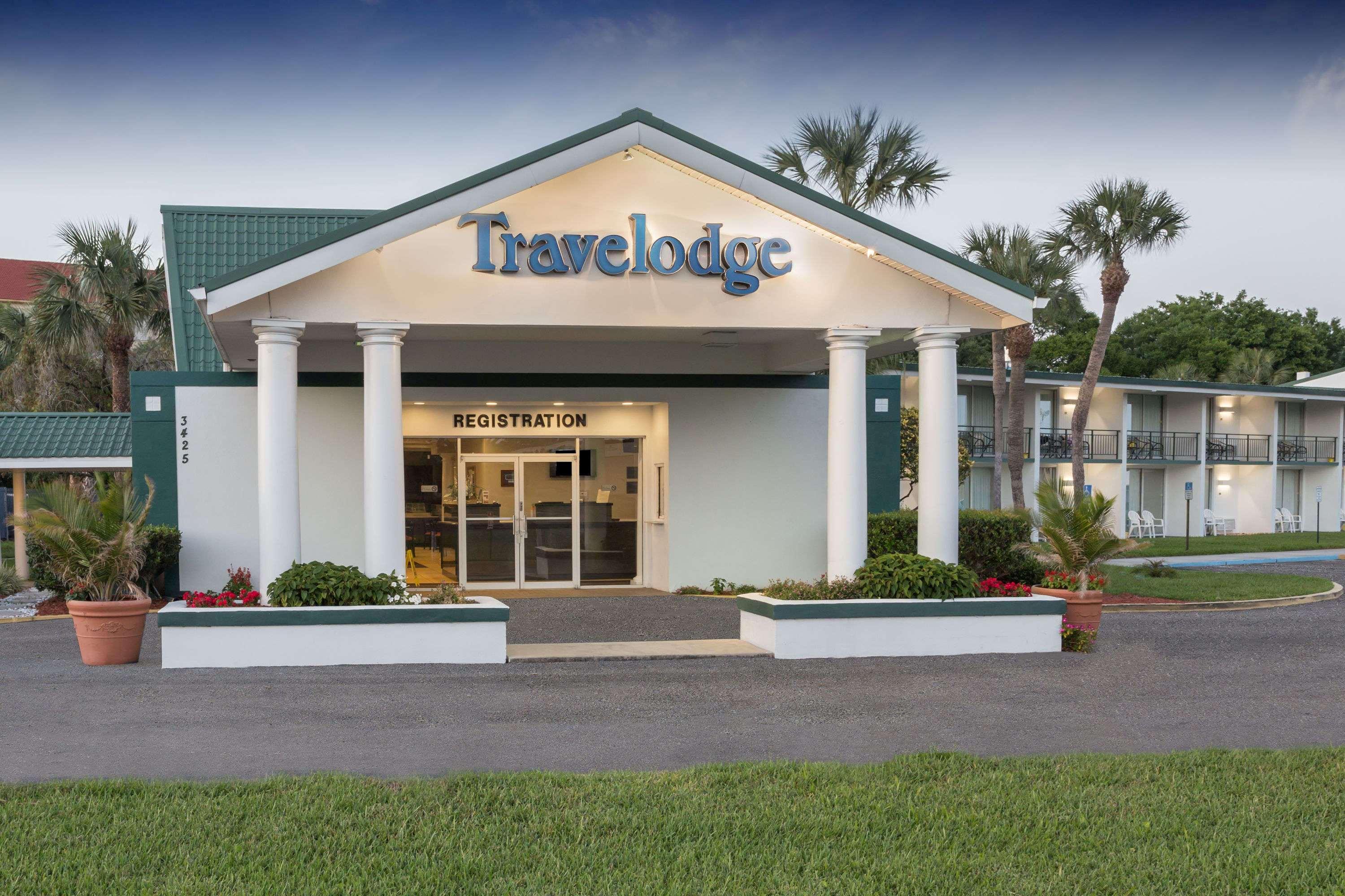 Travelodge By Wyndham Hotel 2*