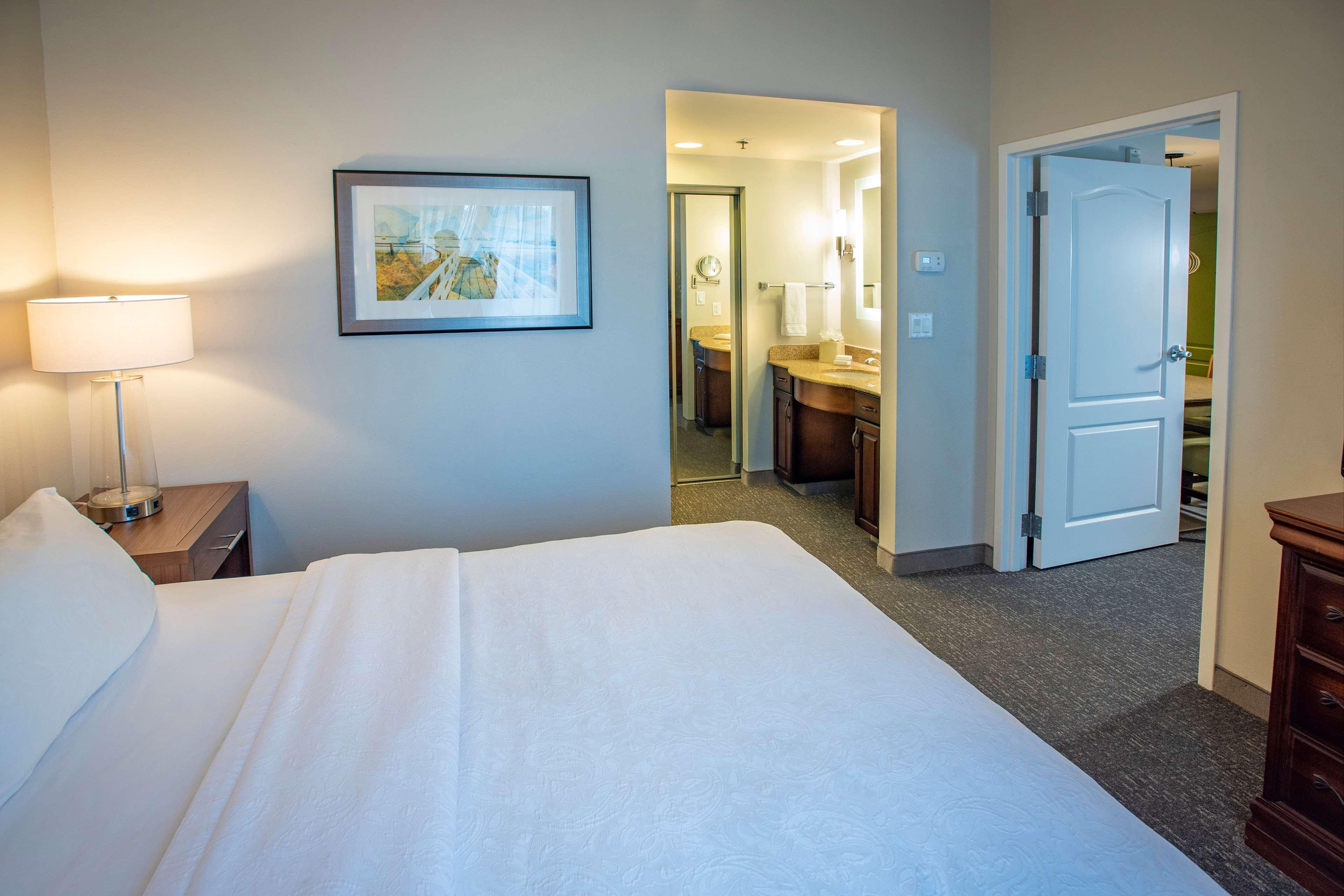 Hotel Pensacola Suites Hotel