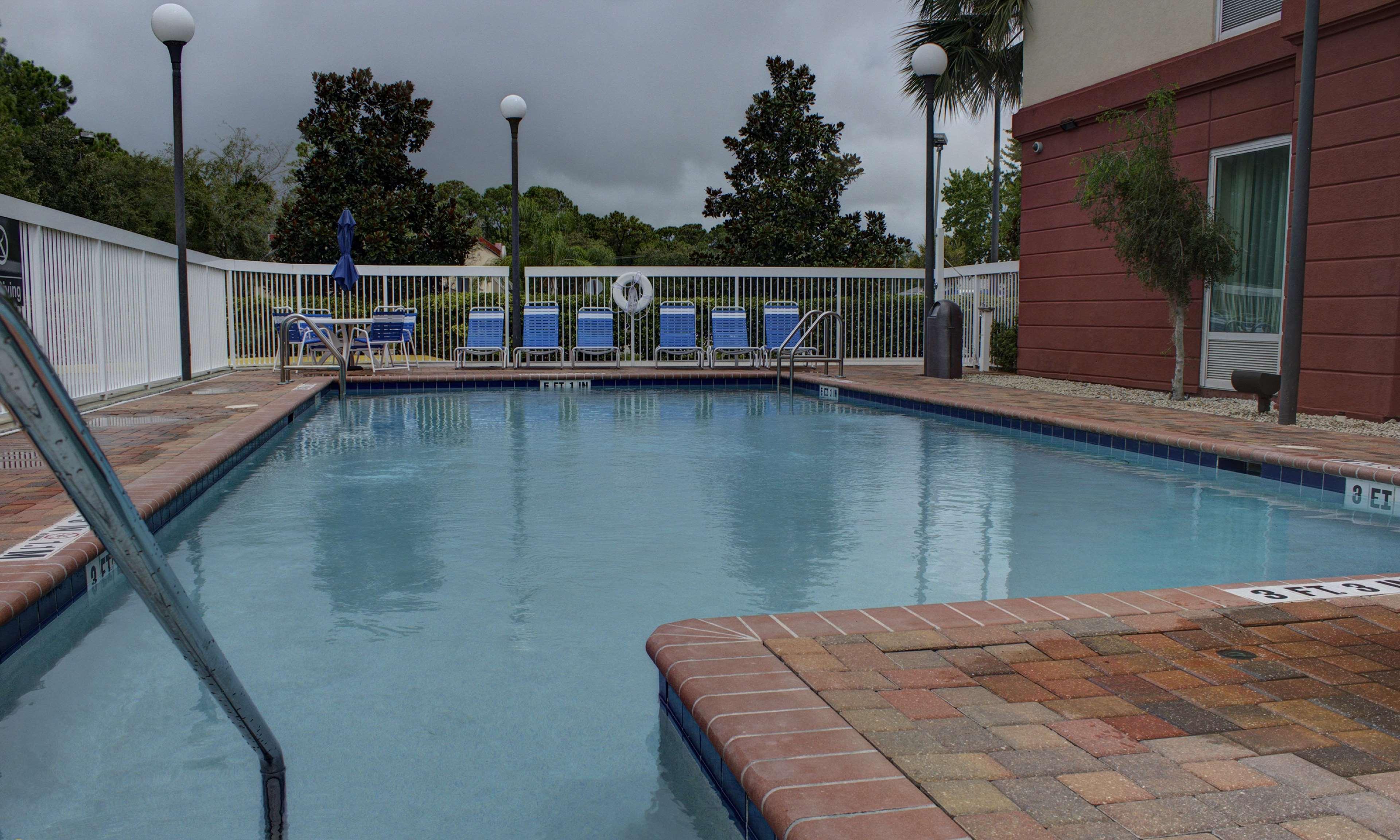 Hampton & Palm Coast Hotel 3*