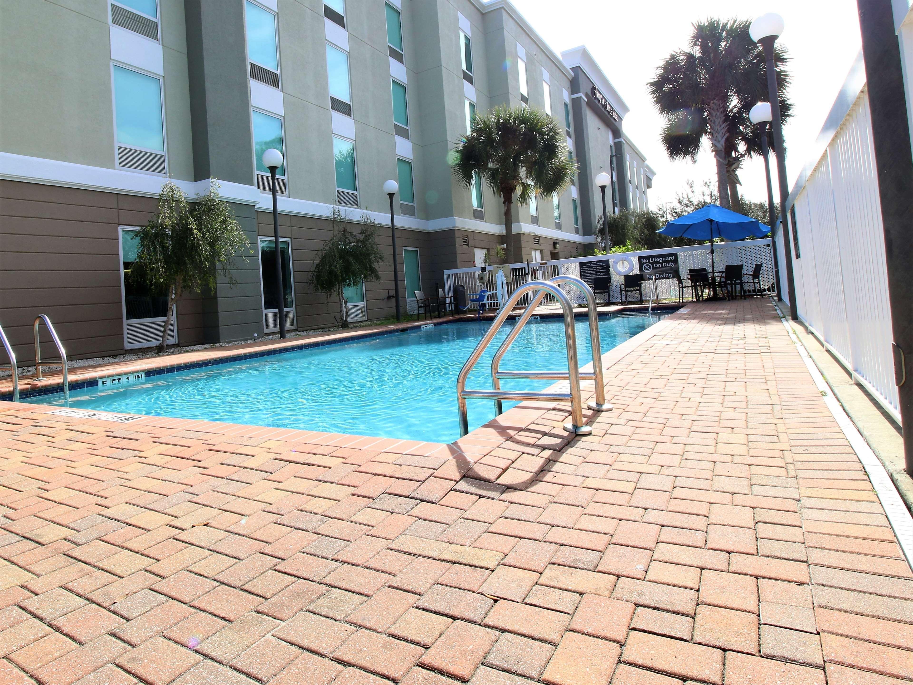 Hampton & Palm Coast Hotel
