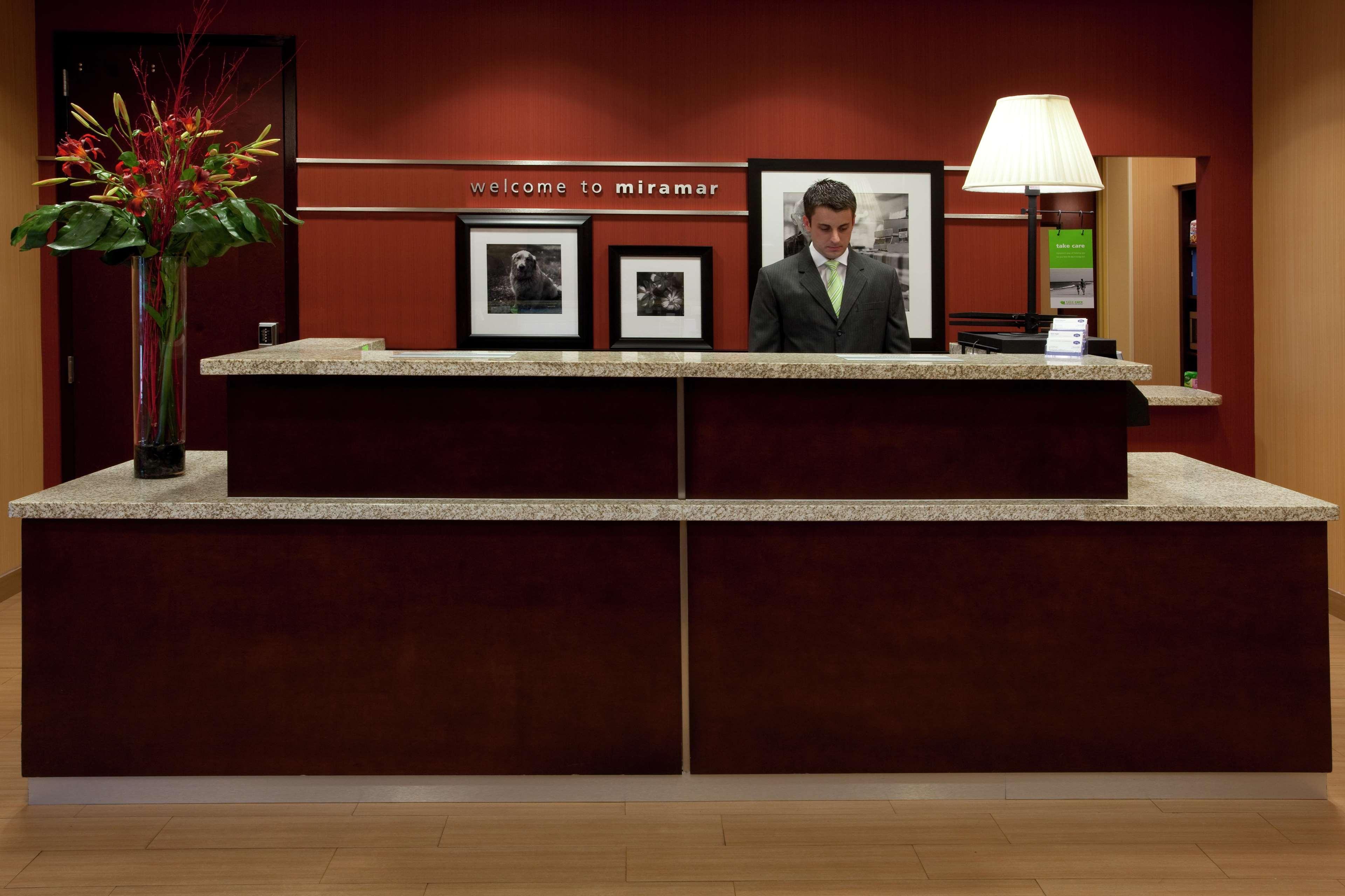 Hampton & Lauderdale - Hotel Miramar