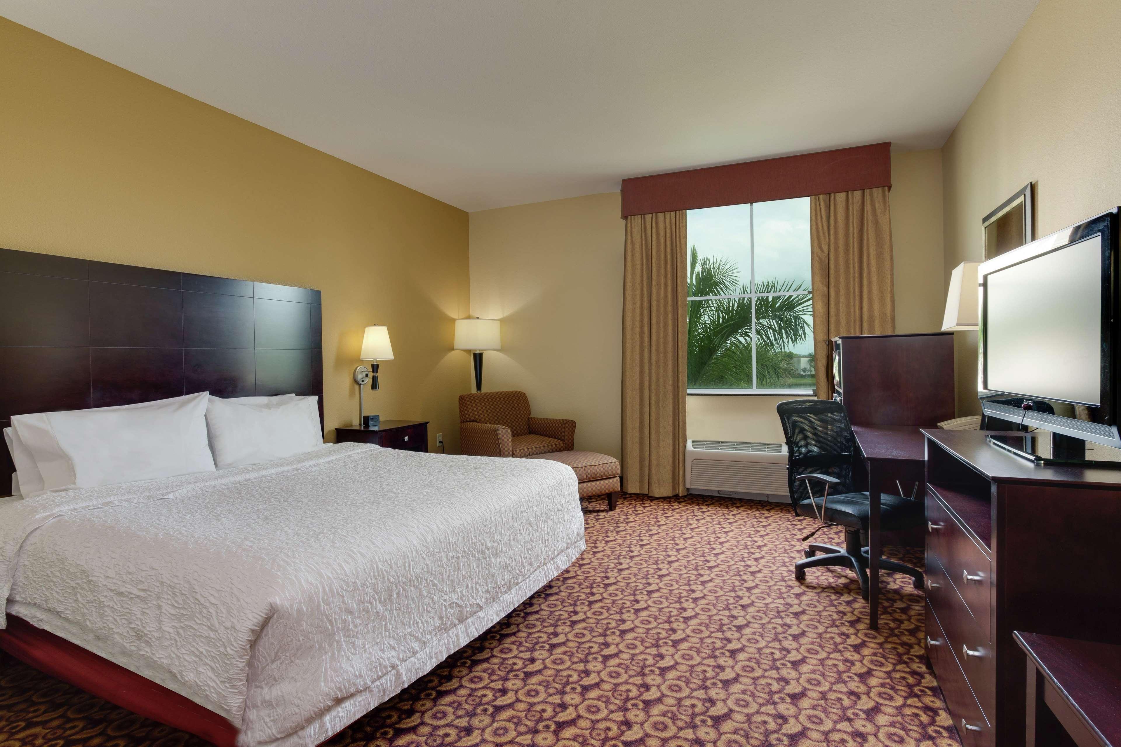 Hotel Hampton & Lauderdale -