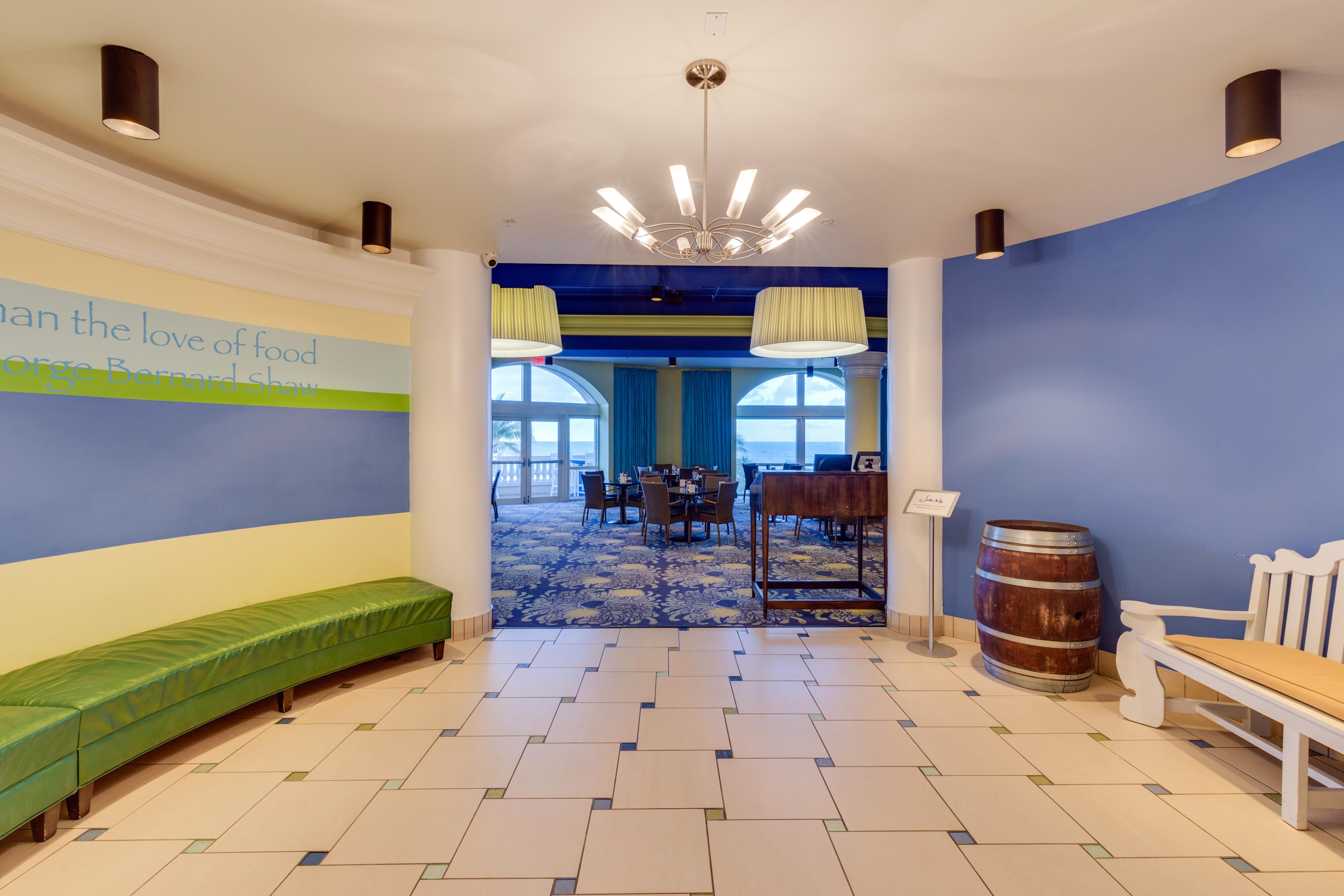 Pink Shell & Marina Resort 4*