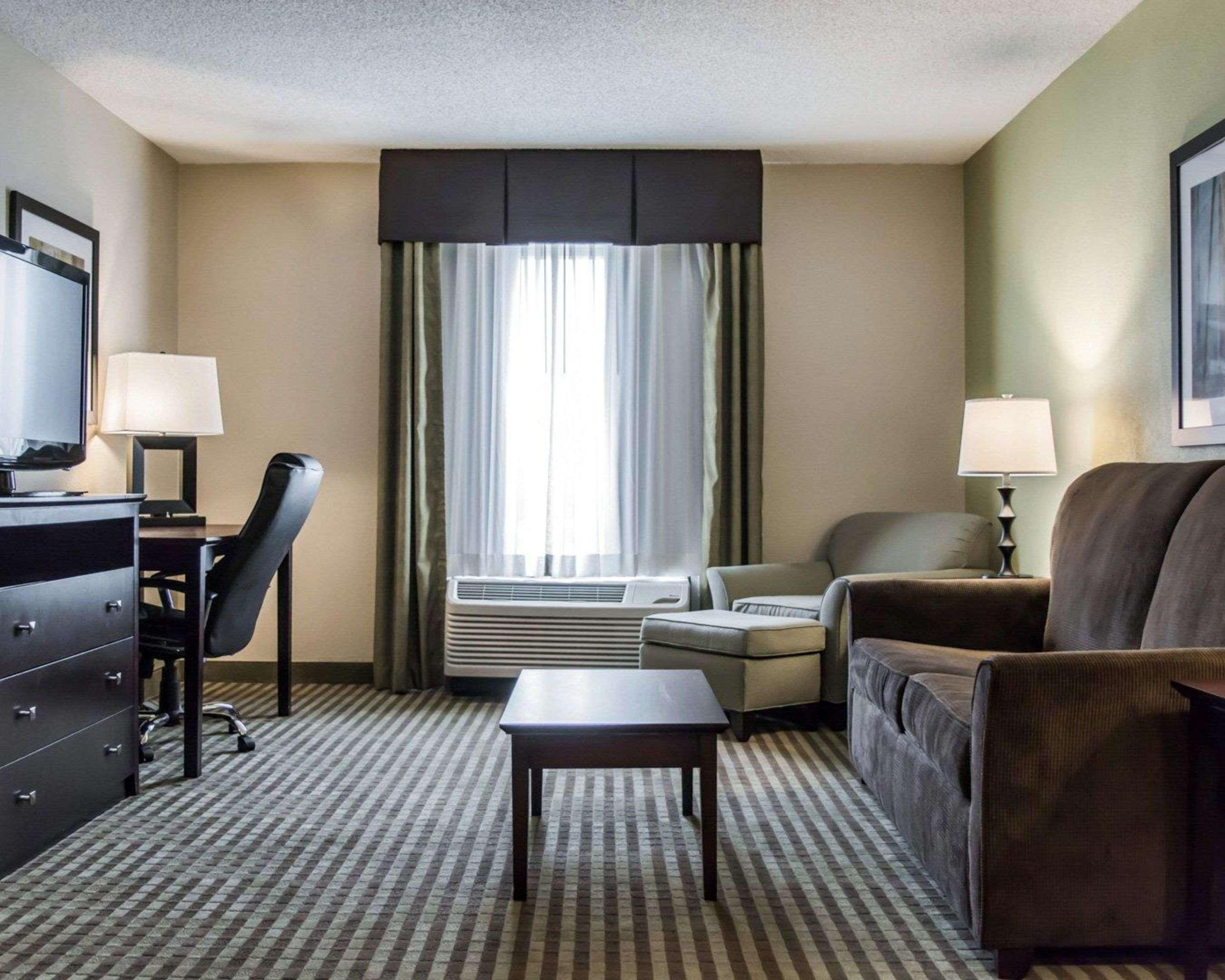 Comfort & St Pete - International Airport Clearwater