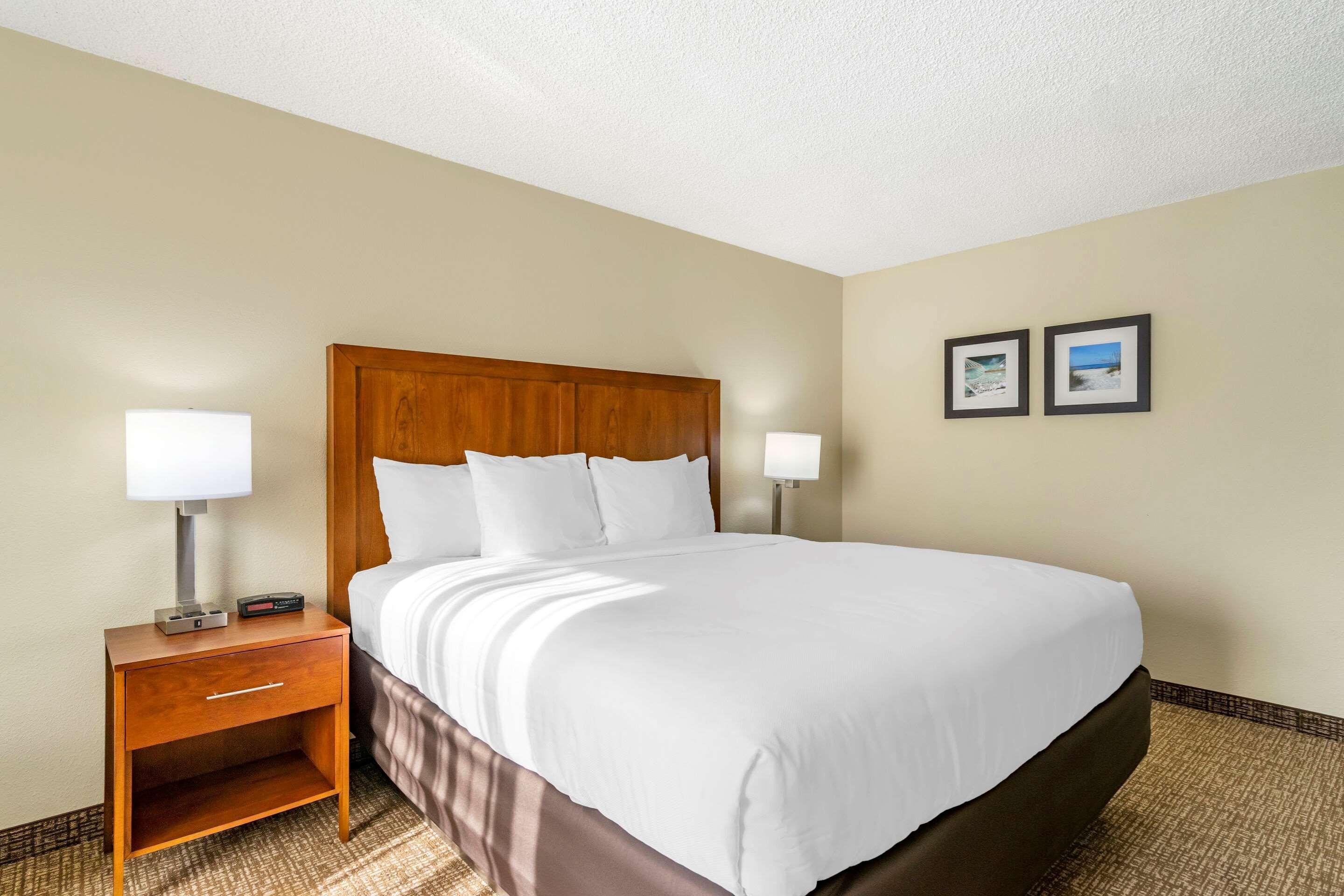 Comfort & St Pete - International Airport Hotel 2*