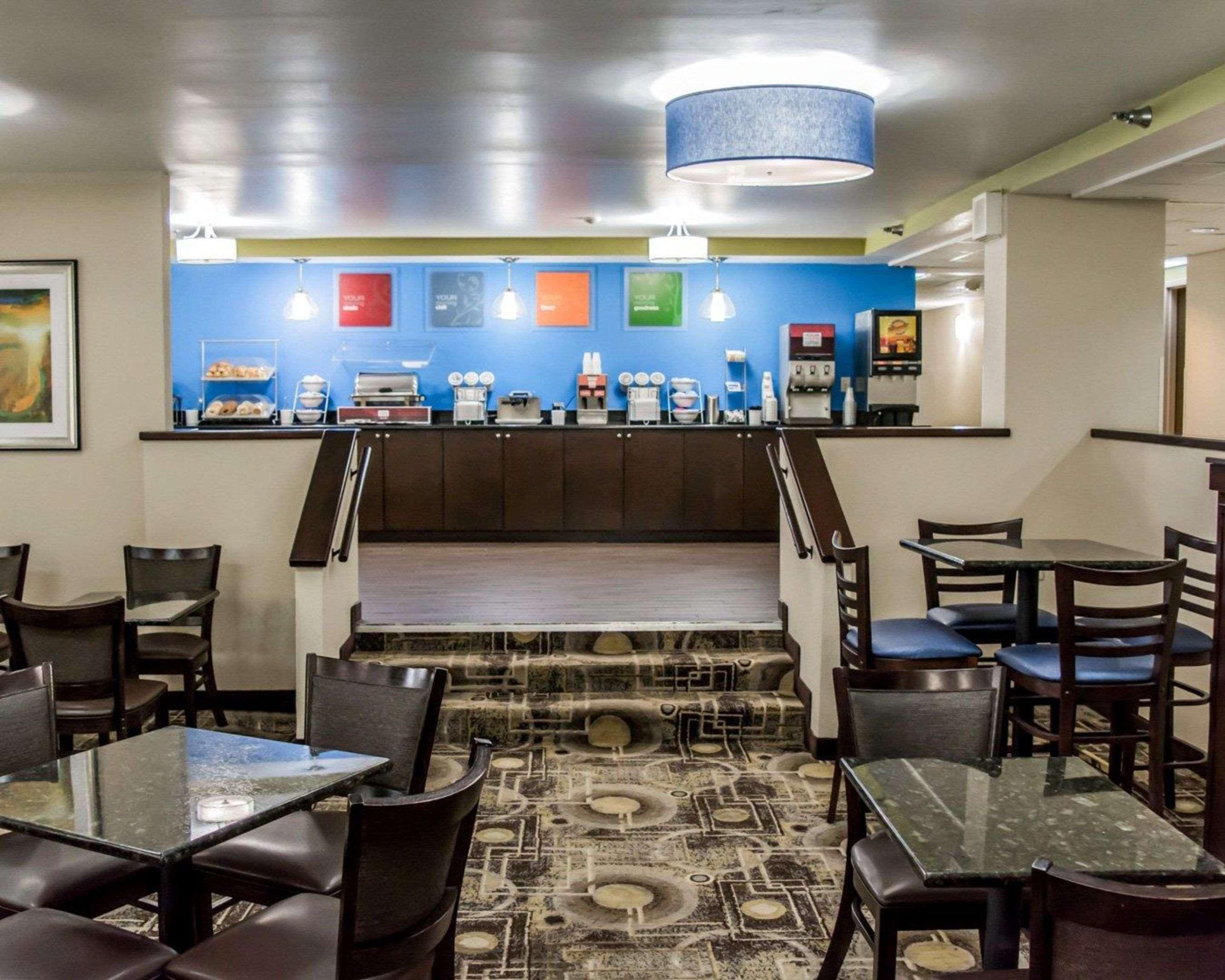 Comfort & St Pete - International Airport Hotel 2*