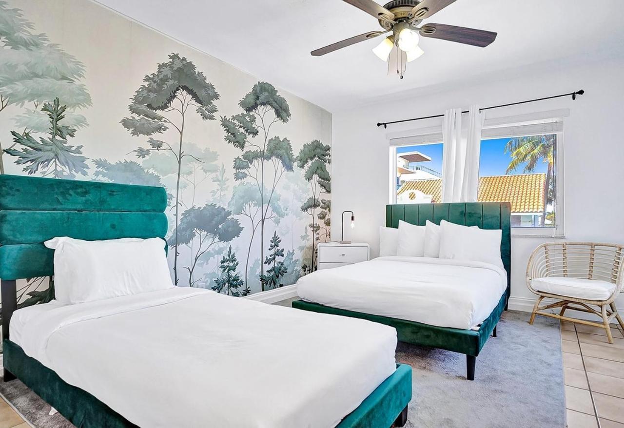 Apartment Walk To Holiday Retreat Miami Pool Dania Beach