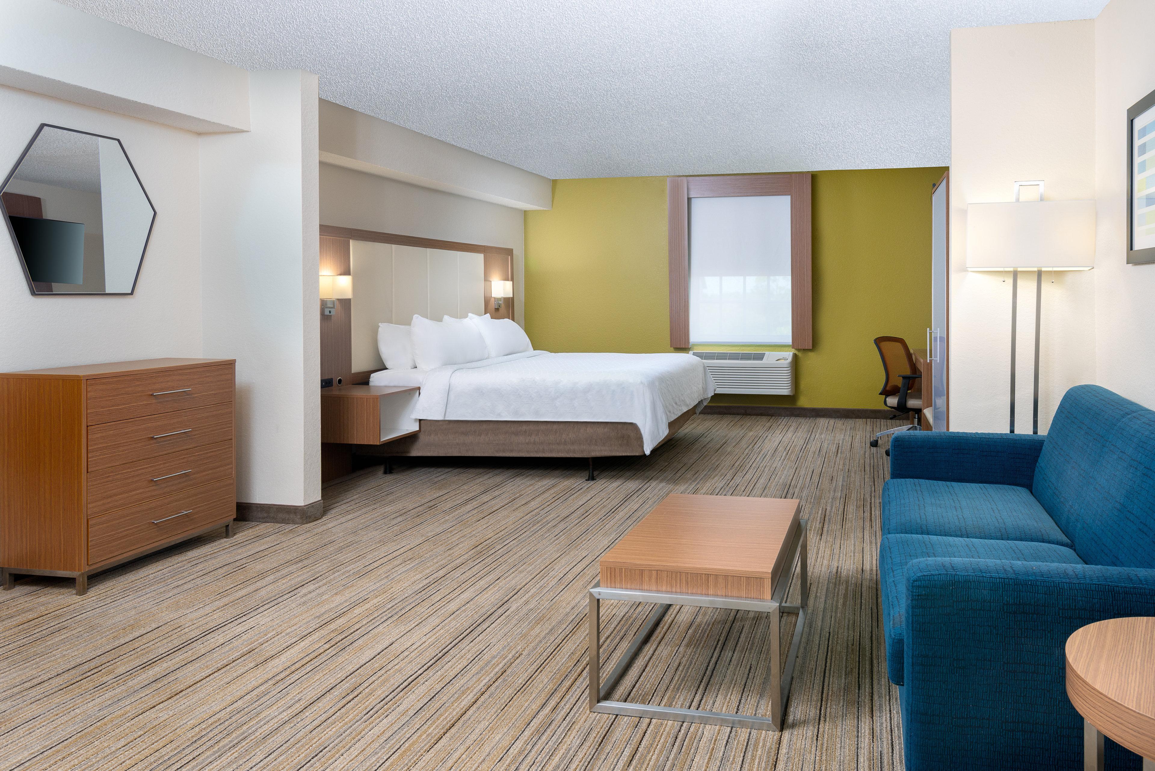 Express & Bonita Springs/naples By Ihg Hotel