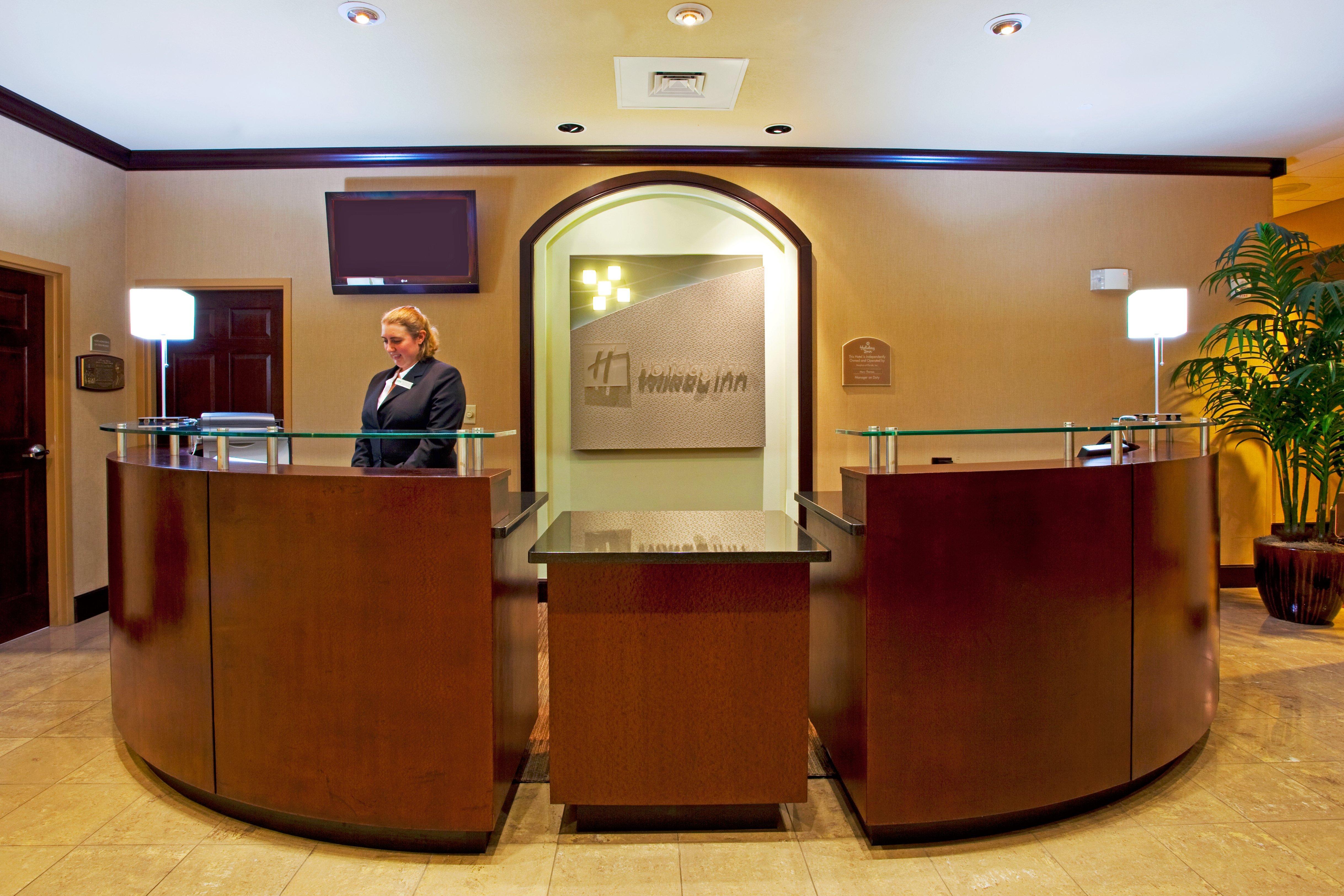 Hotel & - - Wells Rd. 3*