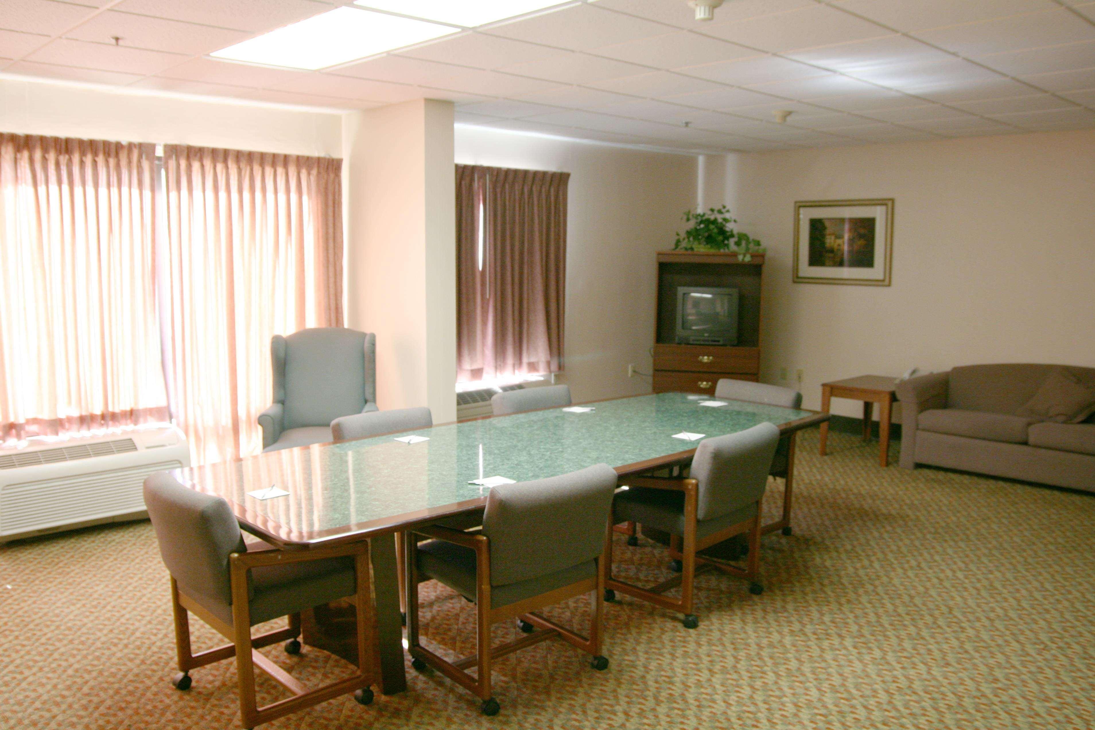 Hampton By Hilton Spring Hill