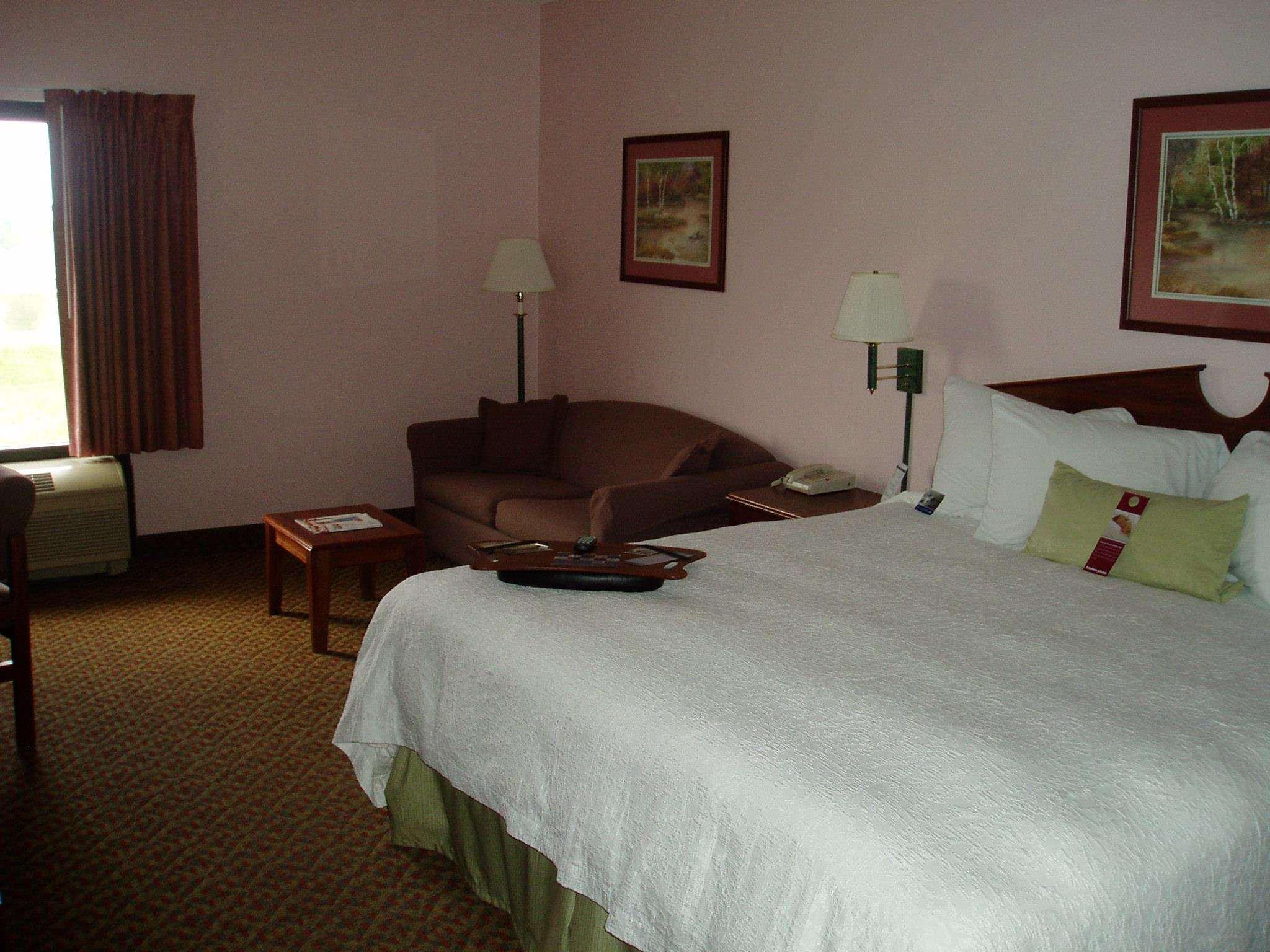 Hampton By Hilton Spring Hill Hotel