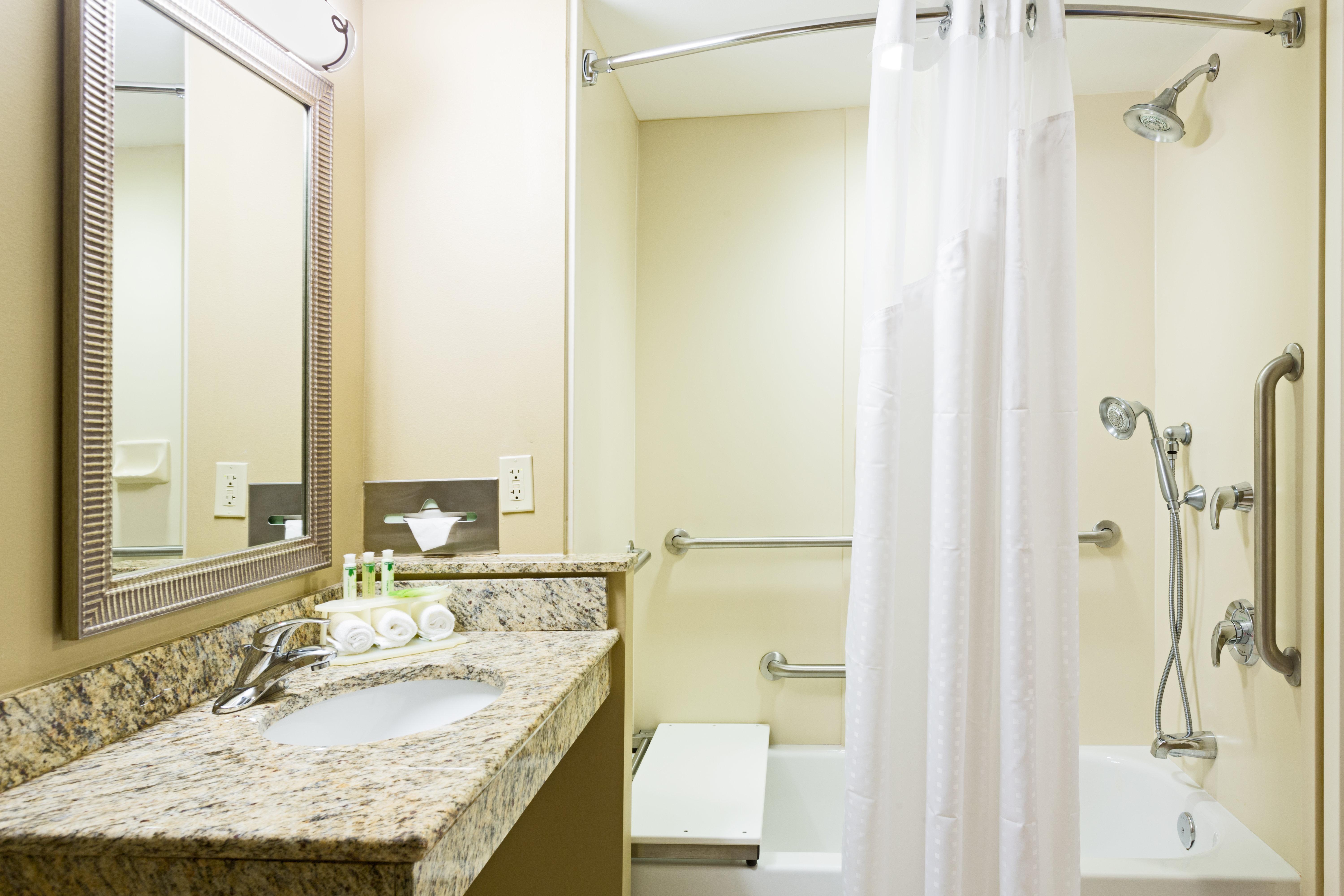Hotel Express & Pierce West By Ihg