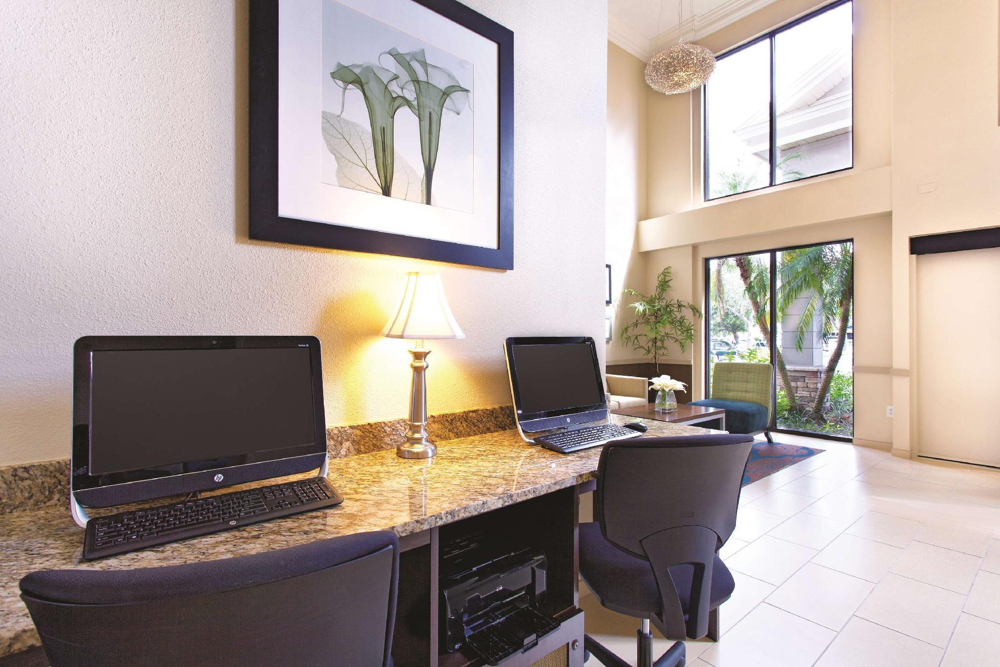 Hotel La Quinta By Wyndham Naples North Bonita Springs