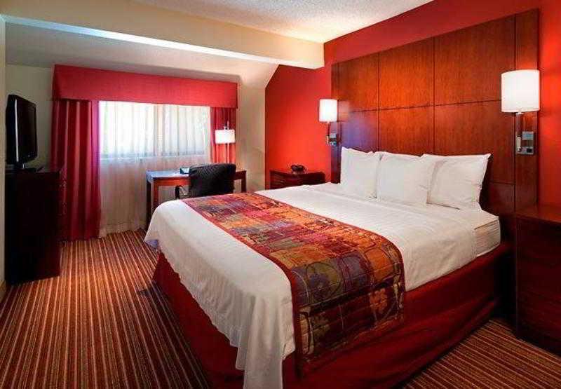 Hotel Sonesta Es 3*