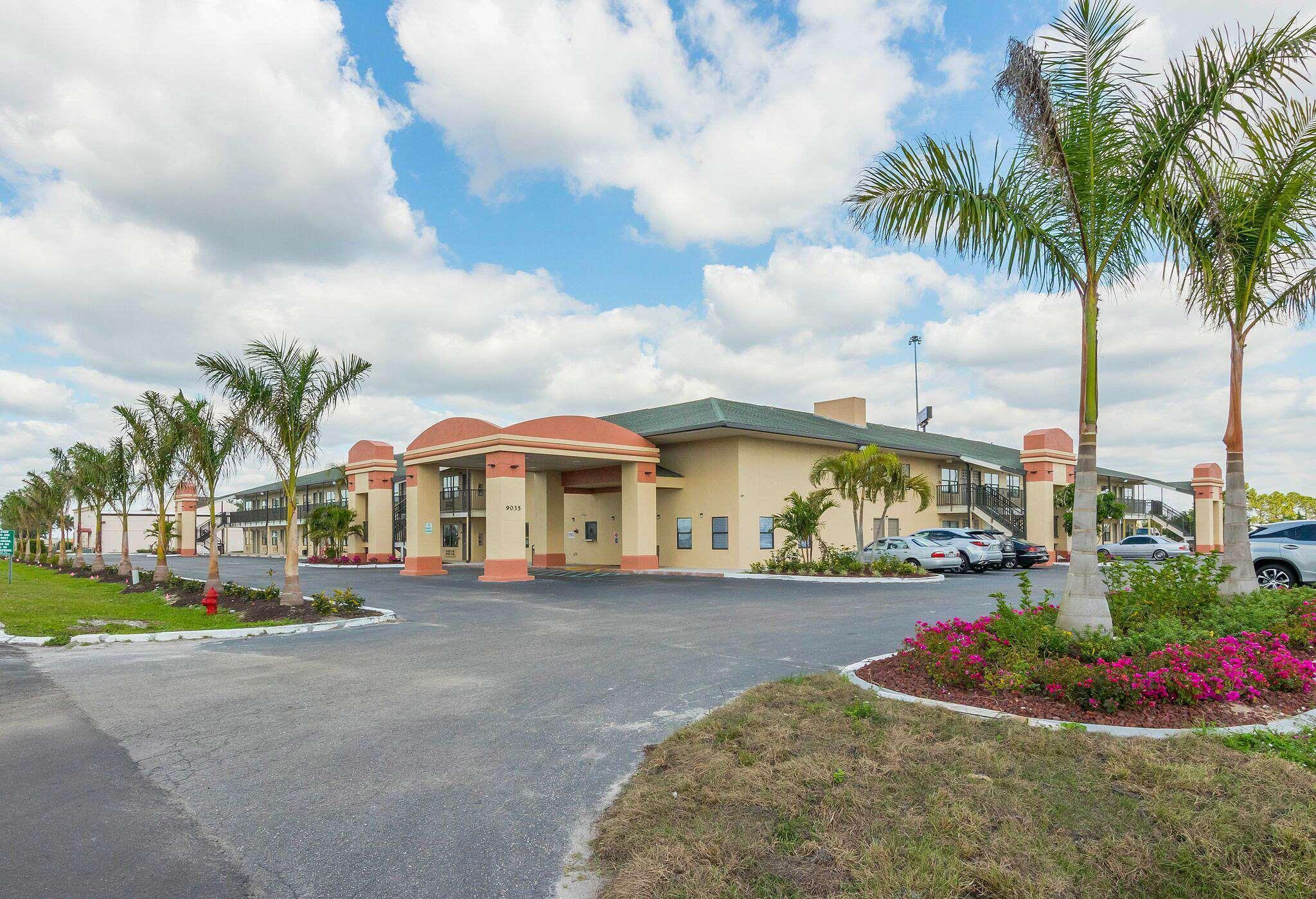 Hotel Baymont By Wyndham Punta Gorda/port Charlotte 2*