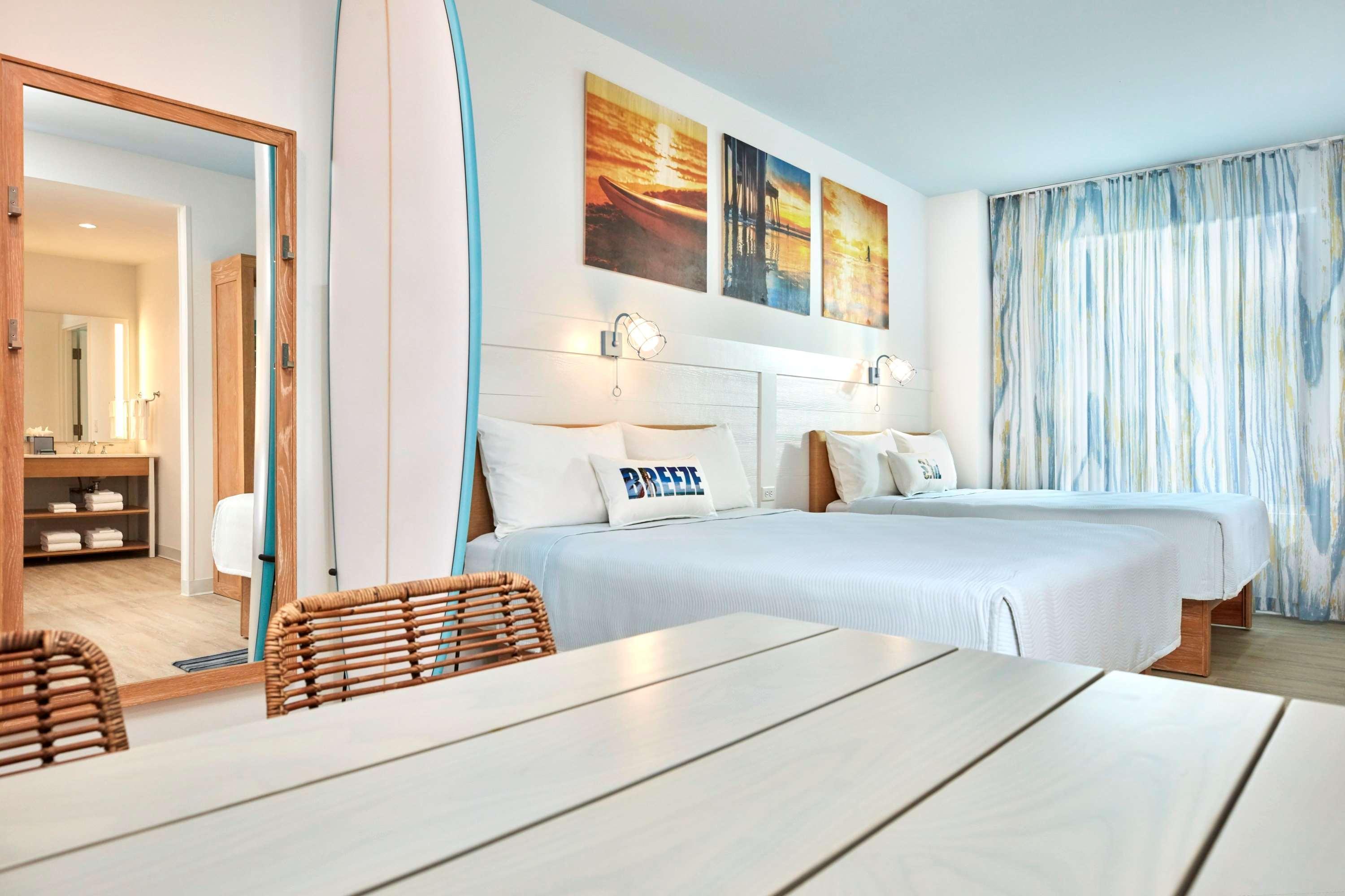 Resort Universal's Endless Summer - Dockside And Orlando