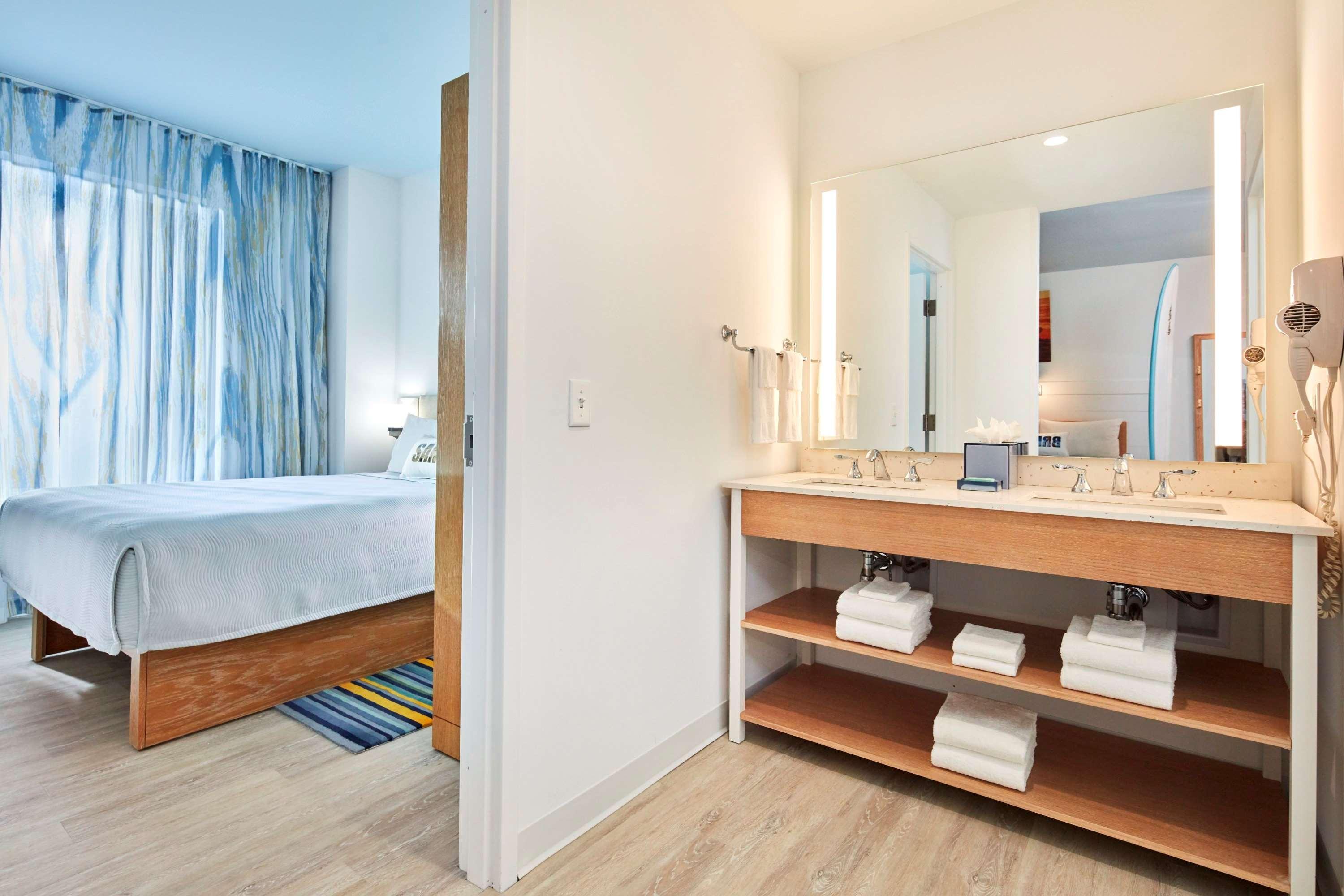 Universal's Endless Summer - Dockside And Resort 3*