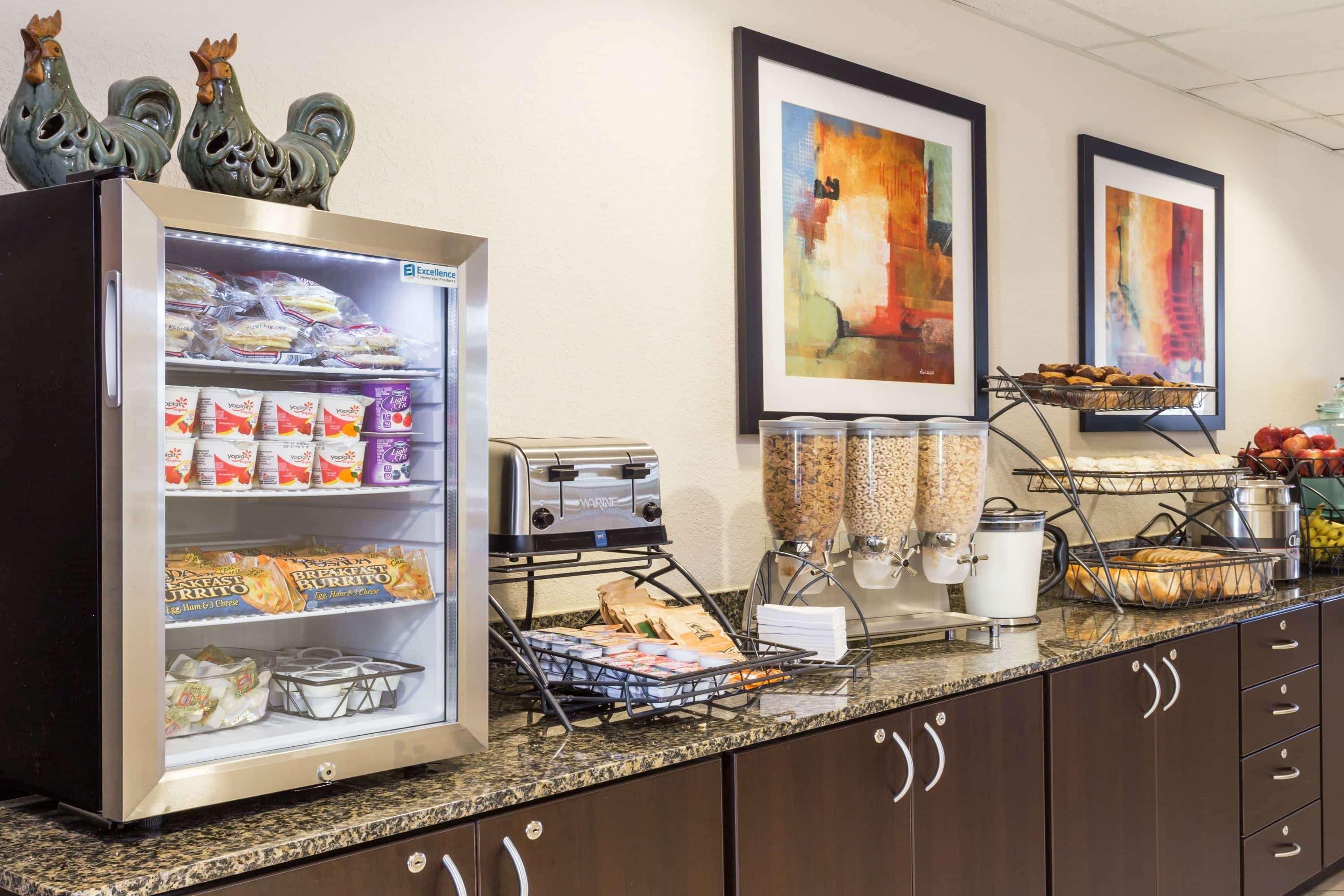 Microtel & By Wyndham Spring Hill/weeki Wachee Hotel 2*