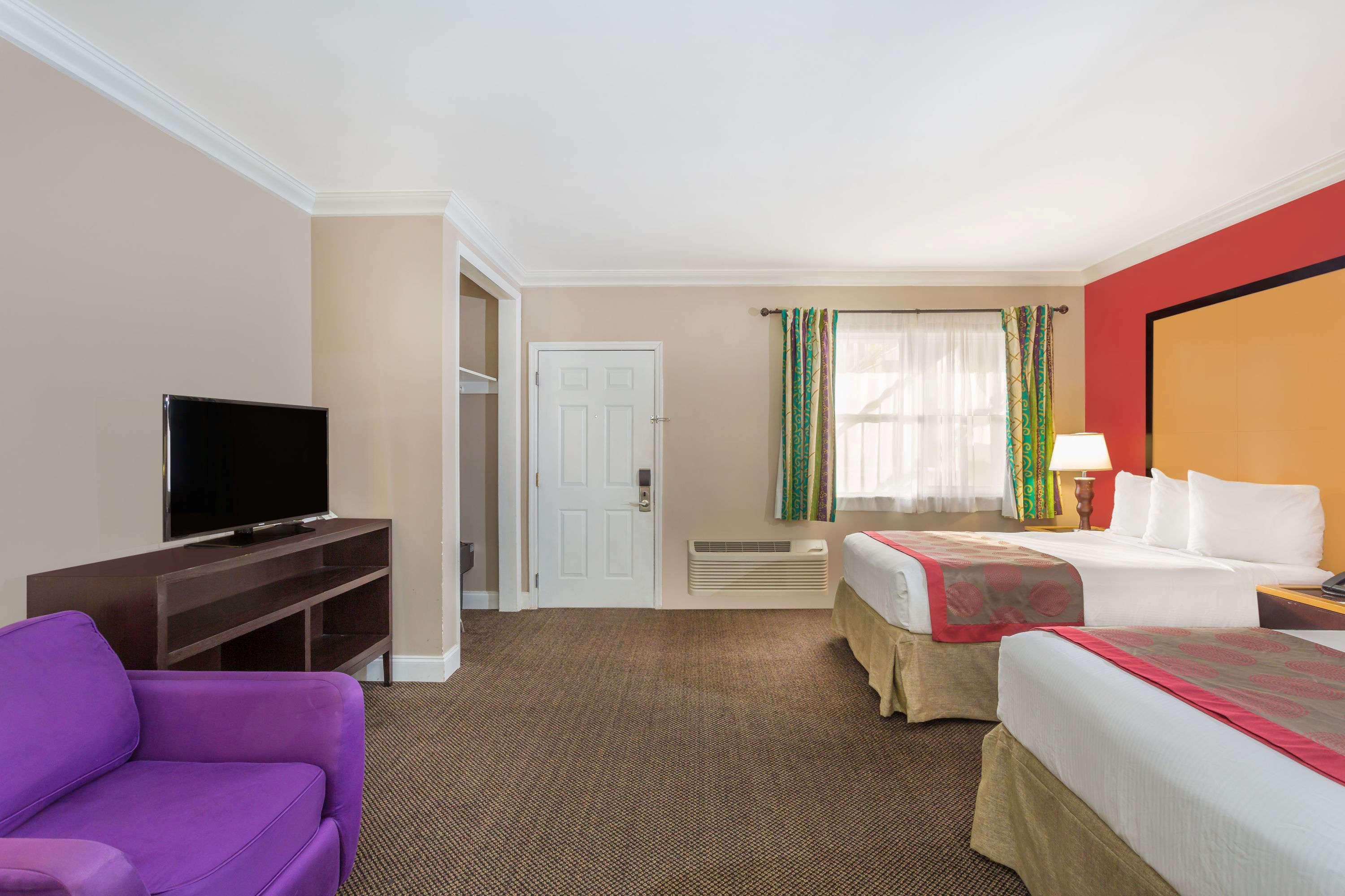 Hotel Ramada By Wyndham Miami Springs/miami International Airport 3*