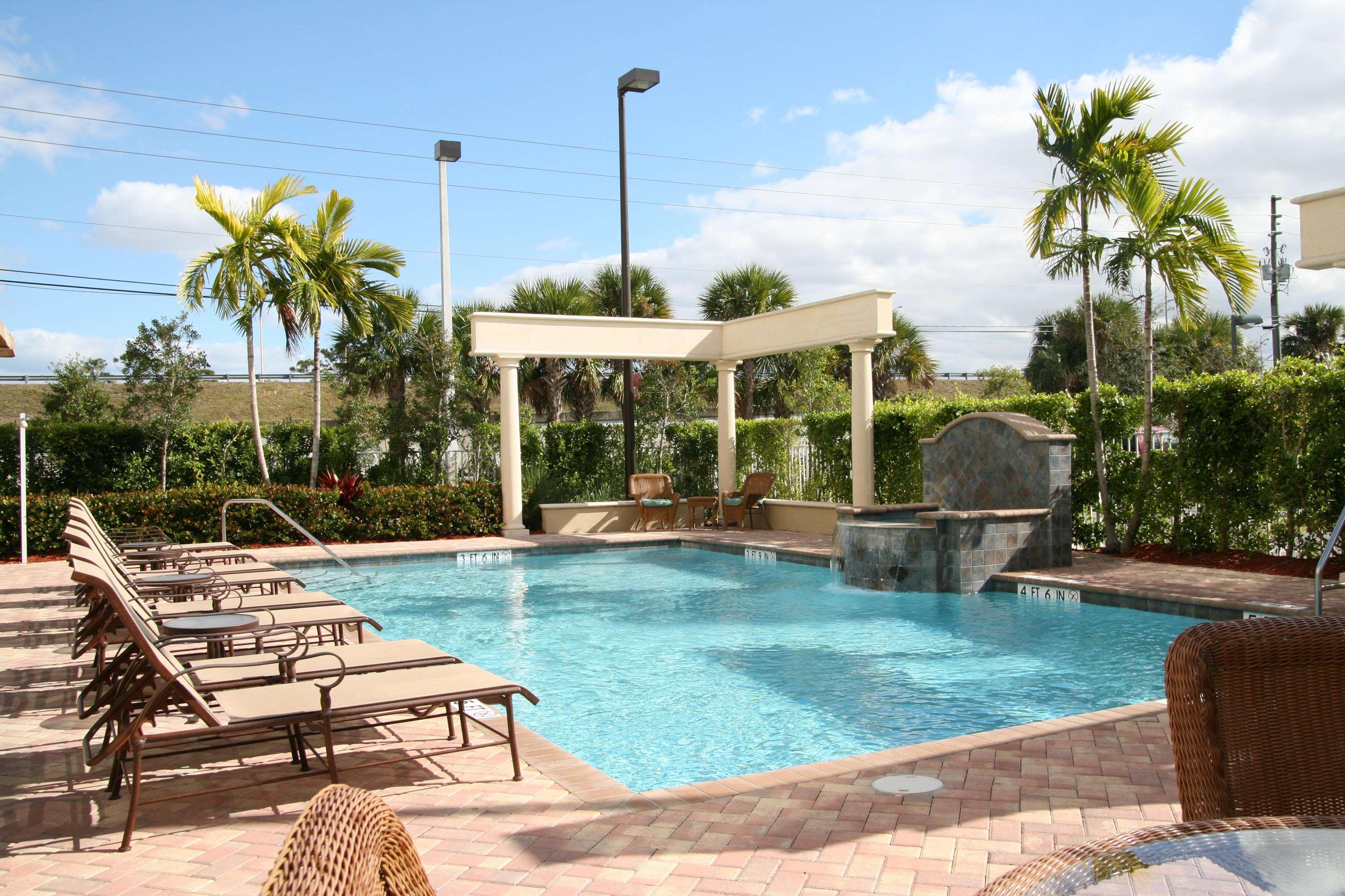 Hampton West Palm Beach-lake Worth-turnpike 3*