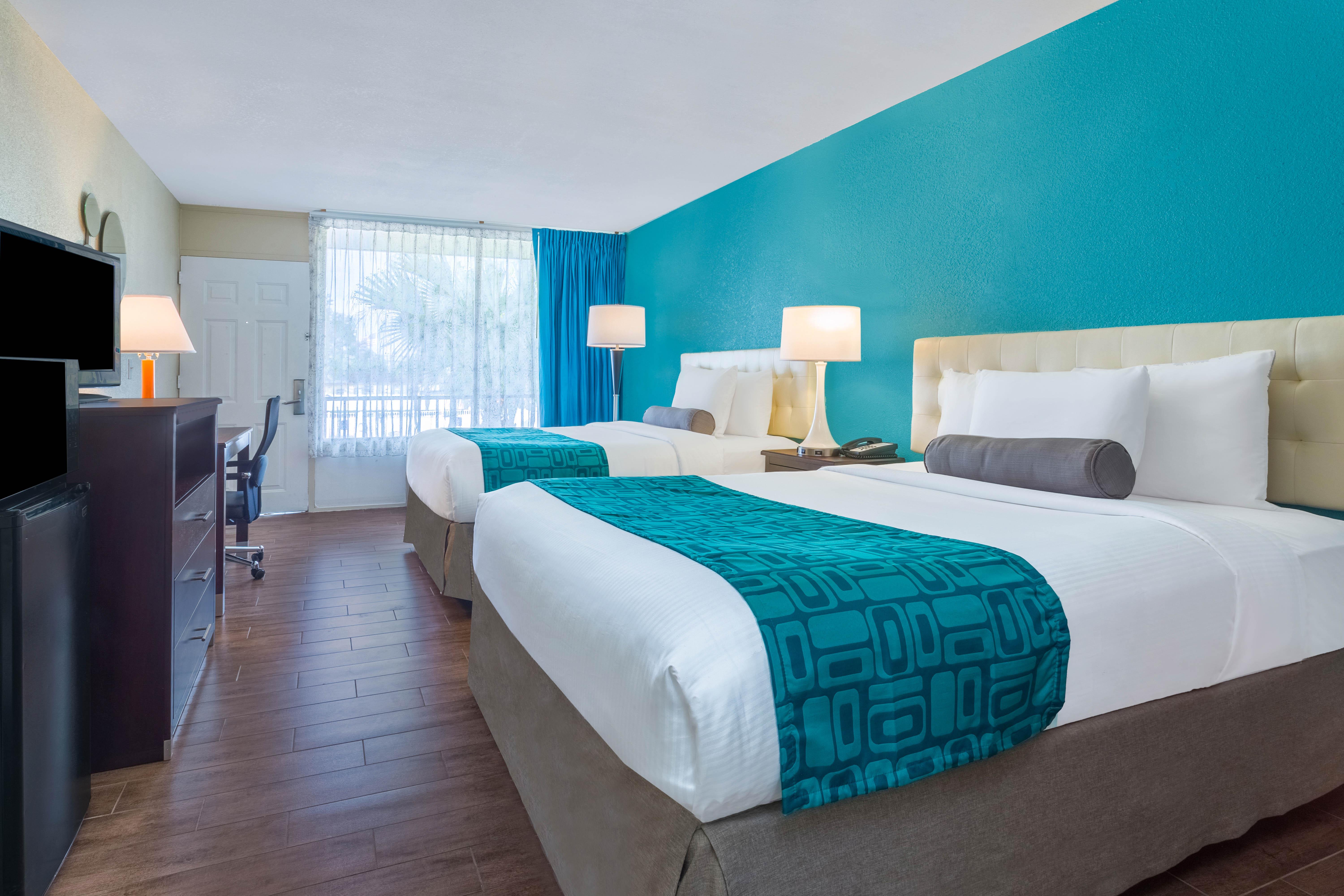 Howard Johnson By Wyndham