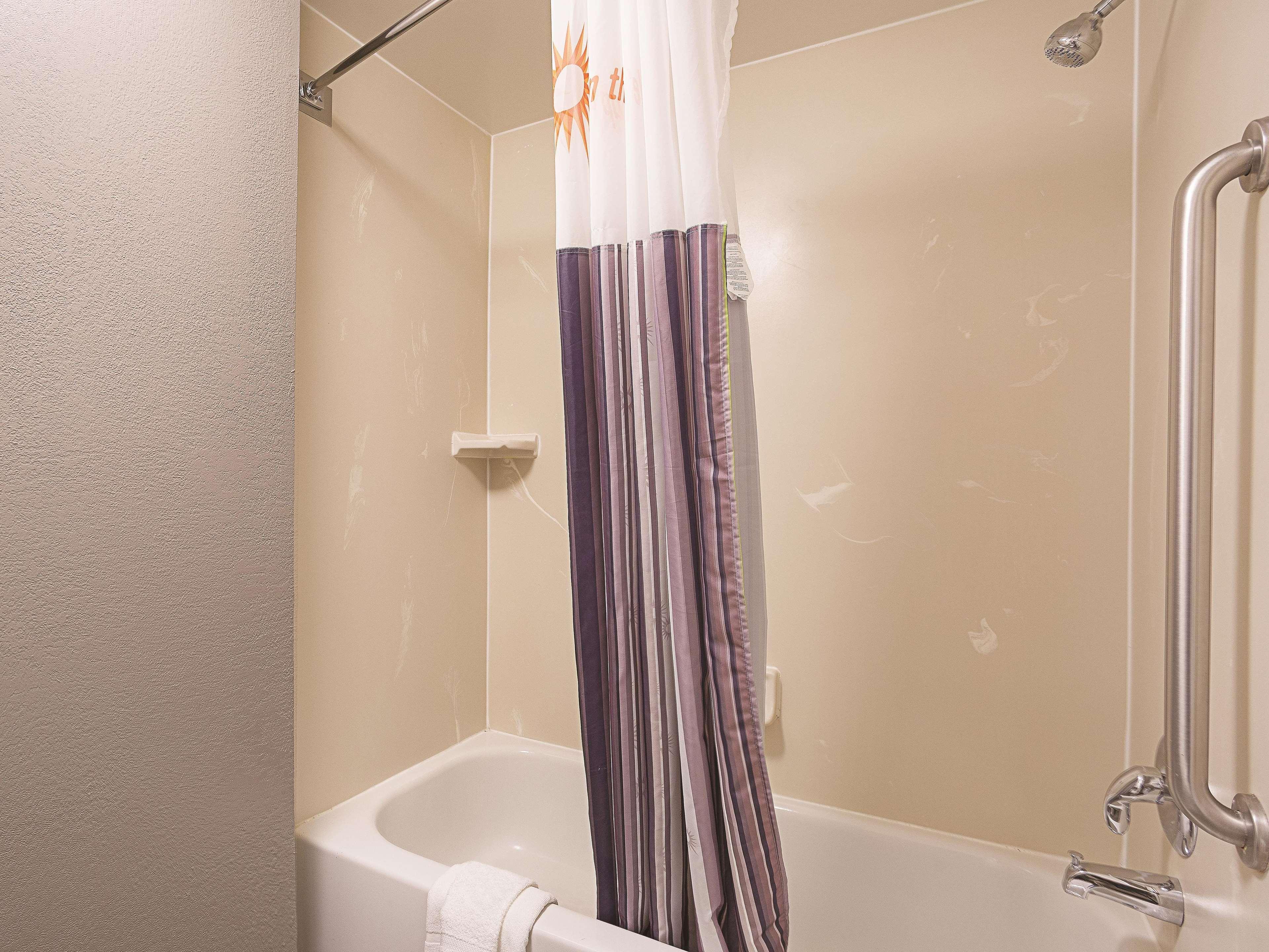 Hotel La Quinta By Wyndham At Sw 6th St 3*