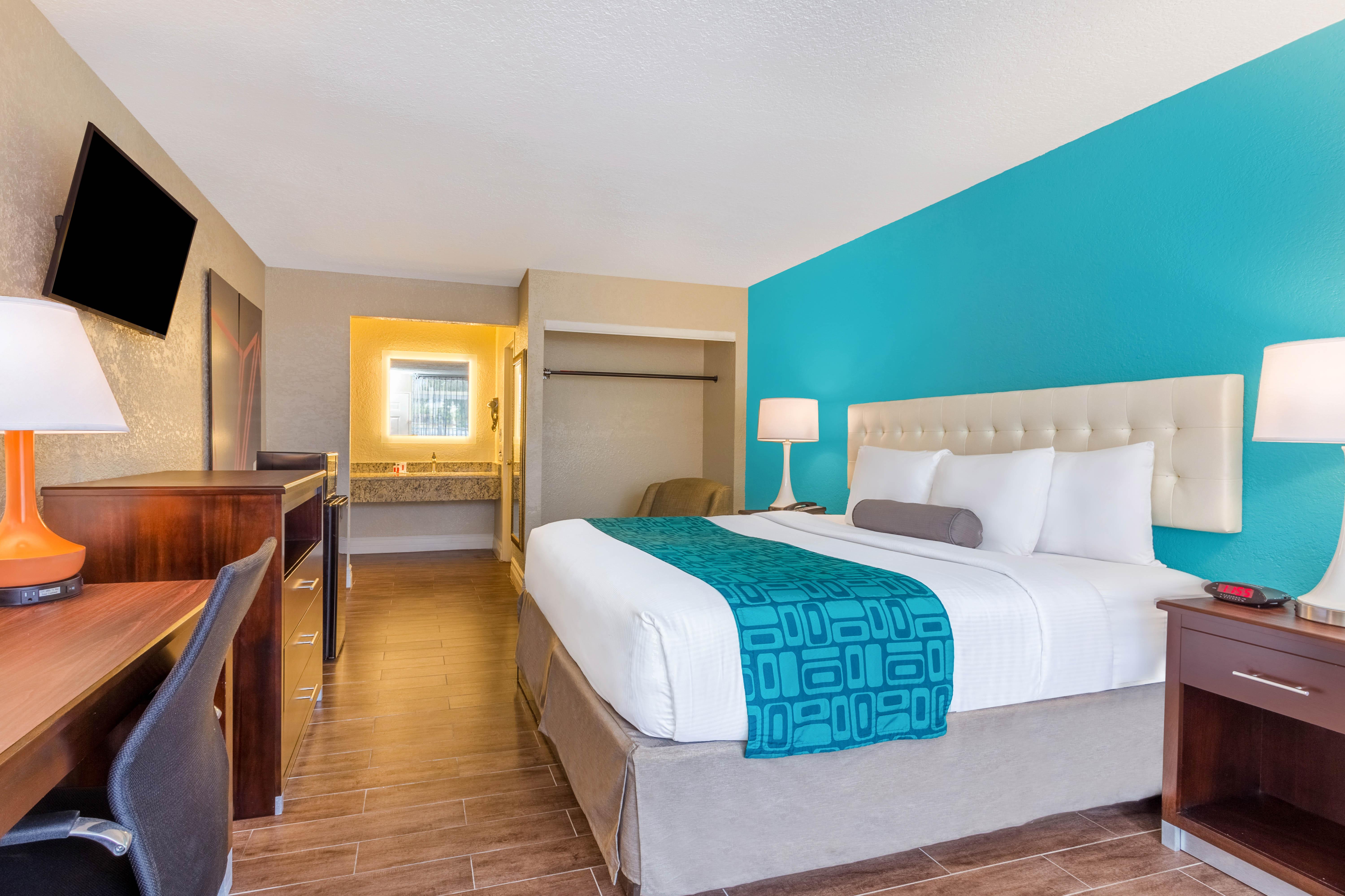 Howard Johnson By Wyndham Lakeland