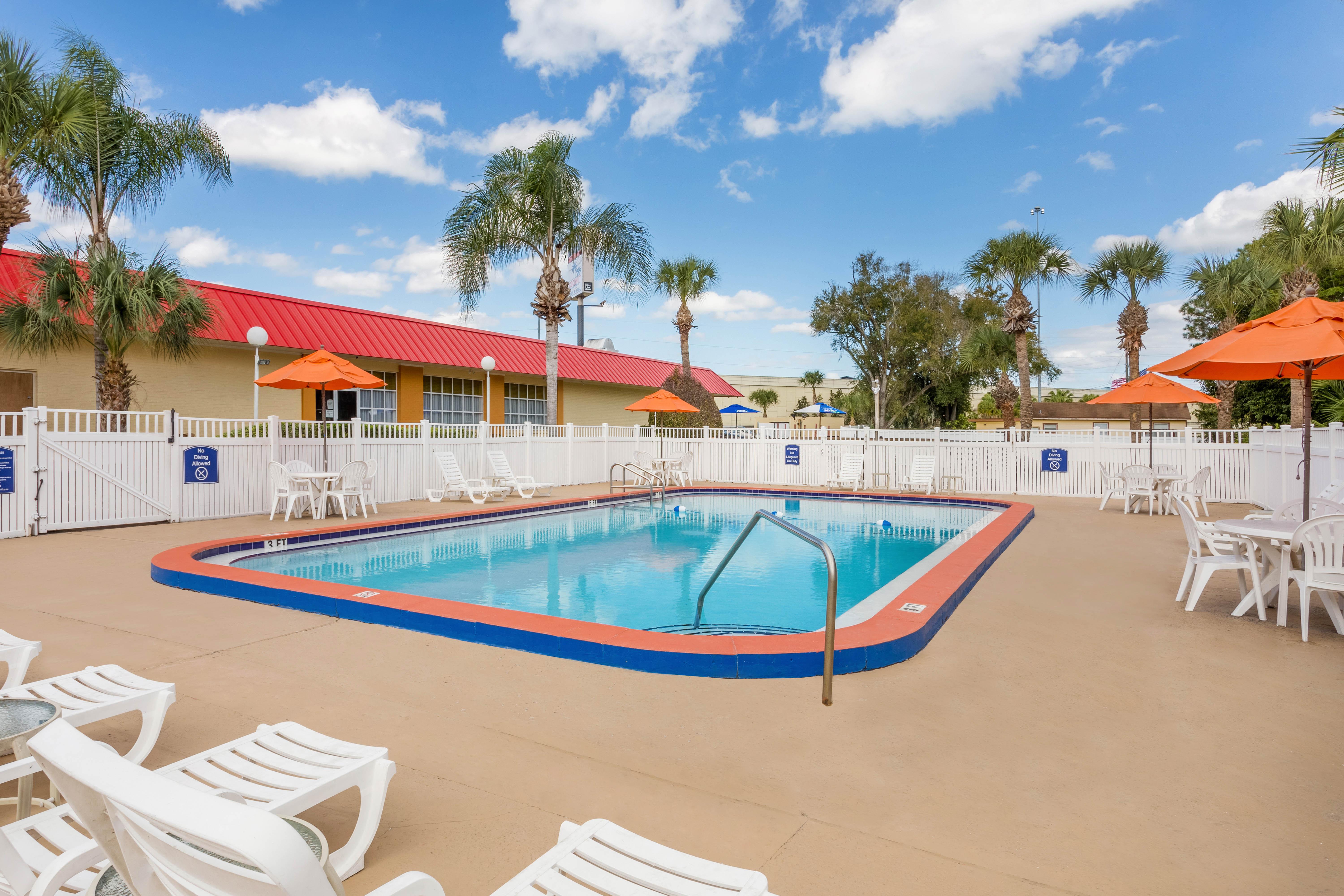 Motel Howard Johnson By Wyndham 2*