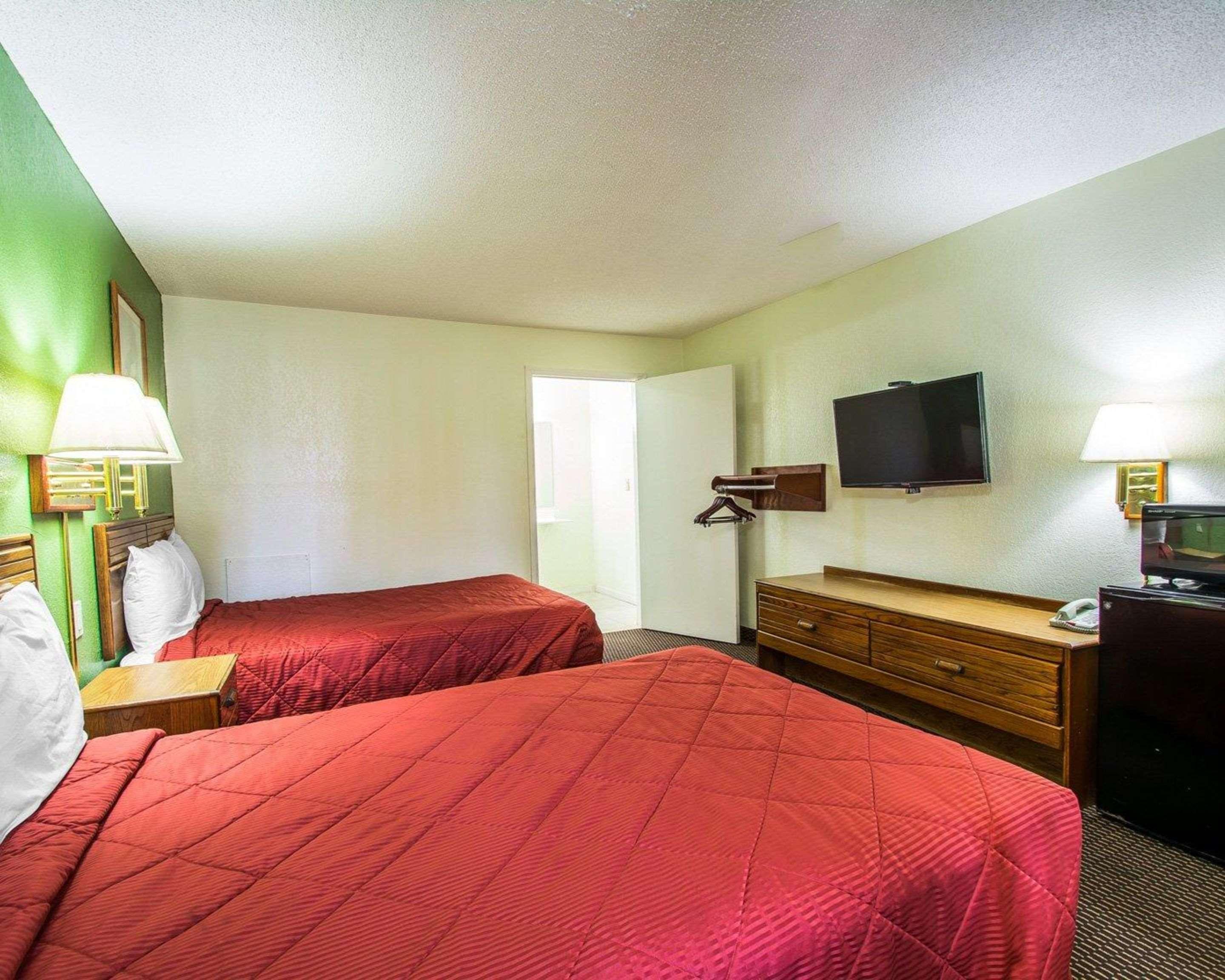 Inn Rodeway Pierce I-95