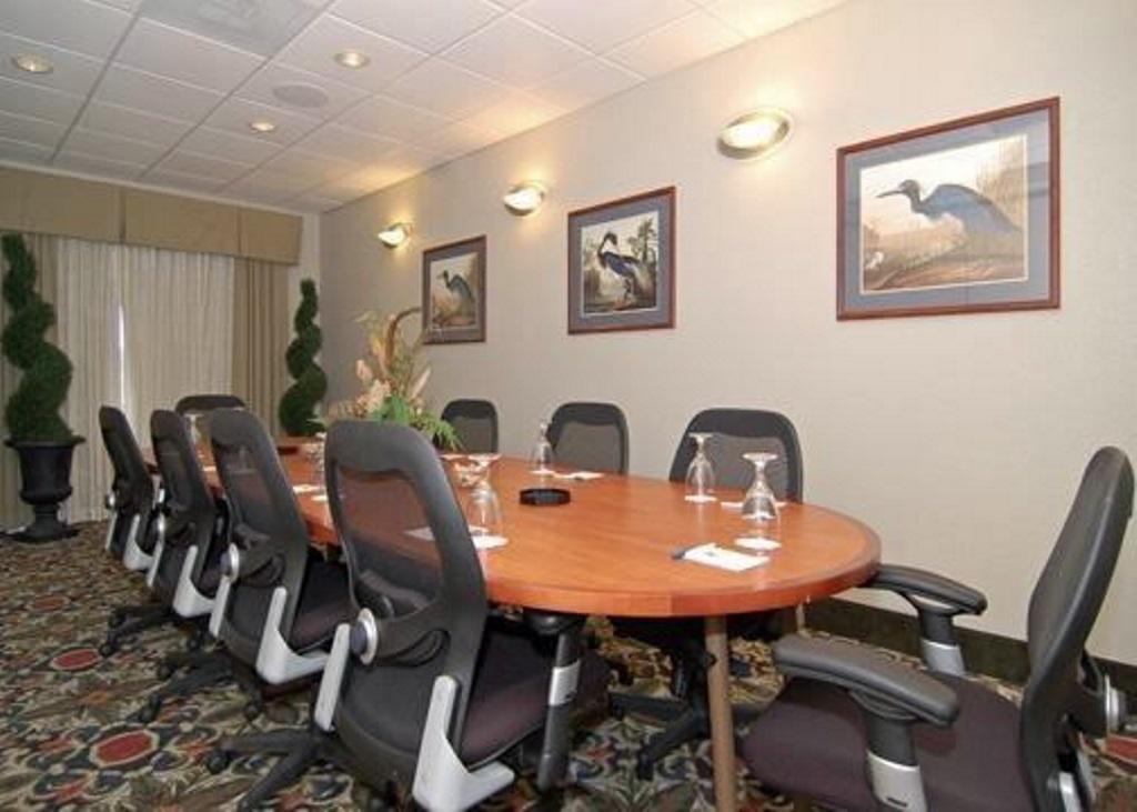 Hotel Comfort & Orlando North Sanford