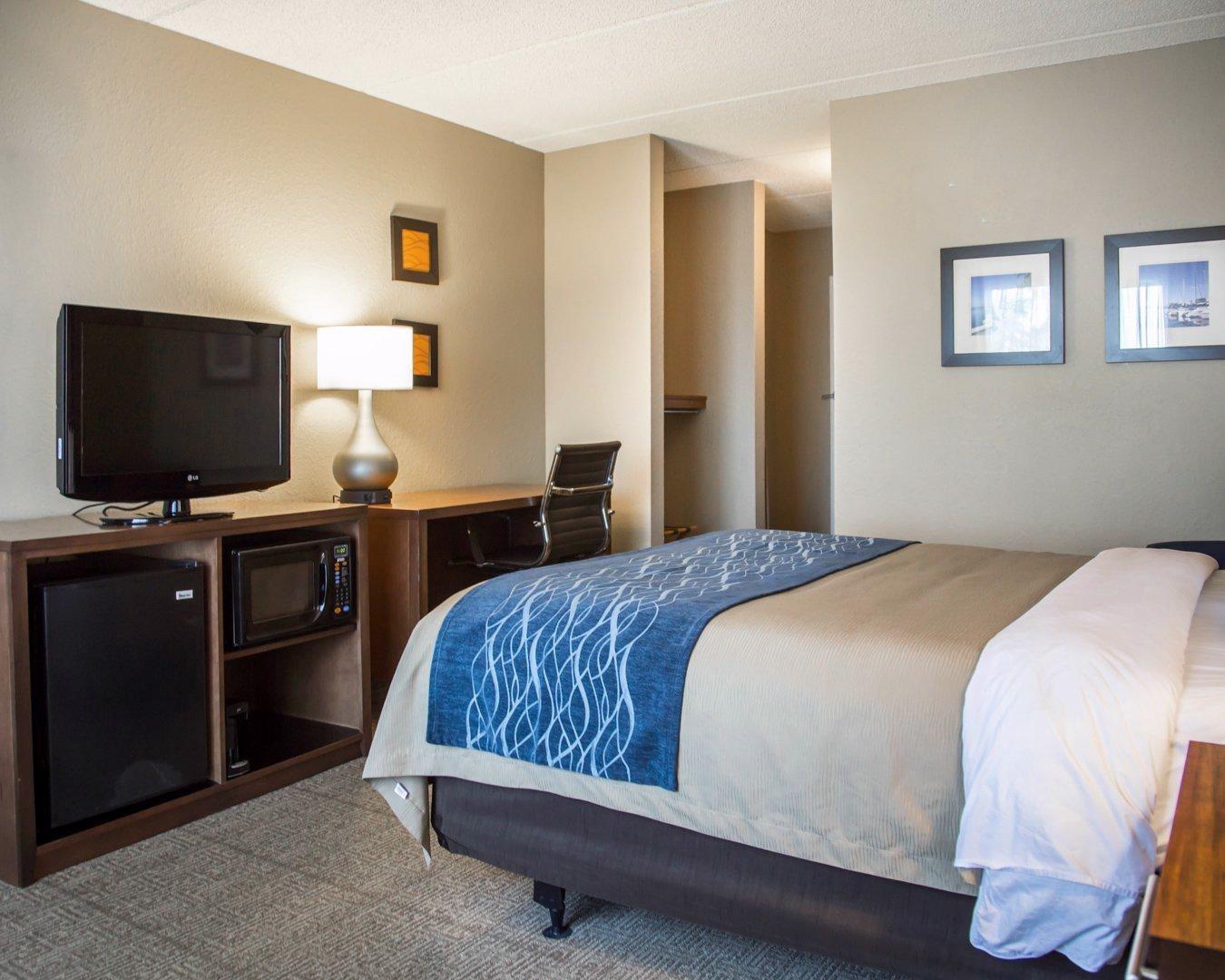 Comfort & Orlando North Hotel